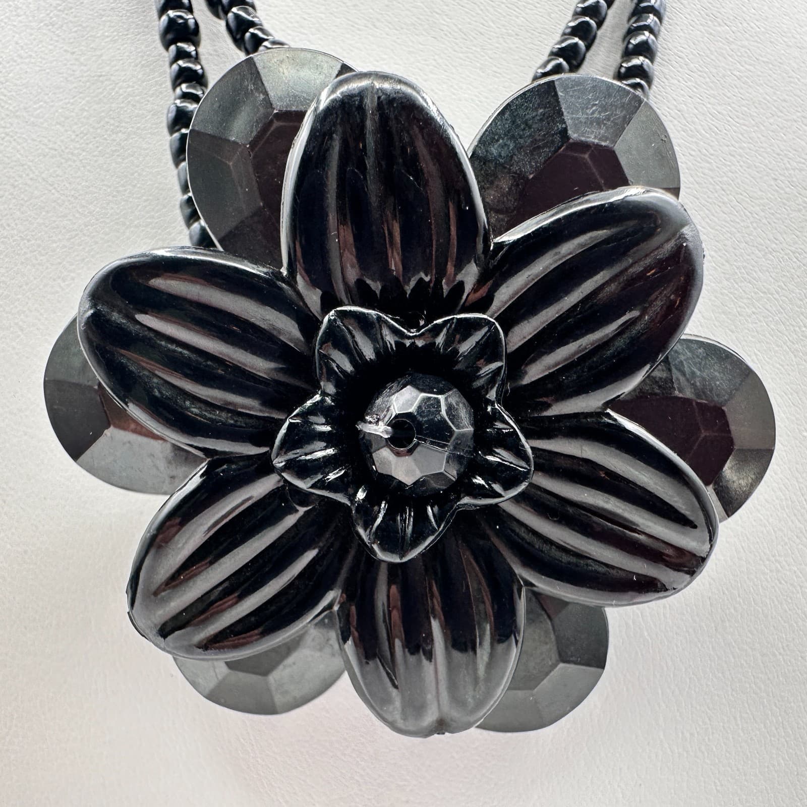 Vintage Y2K Black Beaded Necklace Floral Pendant Statement Retro Boho Jewelry - Thumbnail 2