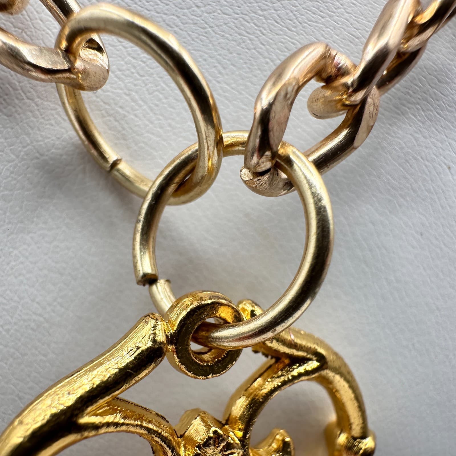 Vintage 90s Y2K Gold Tone Skeleton Key Necklace Ornate Pendant Boho Steampunk - Thumbnail 4