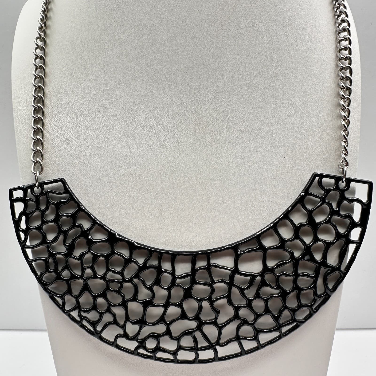 Vintage Y2K Black Prowl Necklace Silver Tone Chain Geometric Statement Jewelry - Thumbnail 9