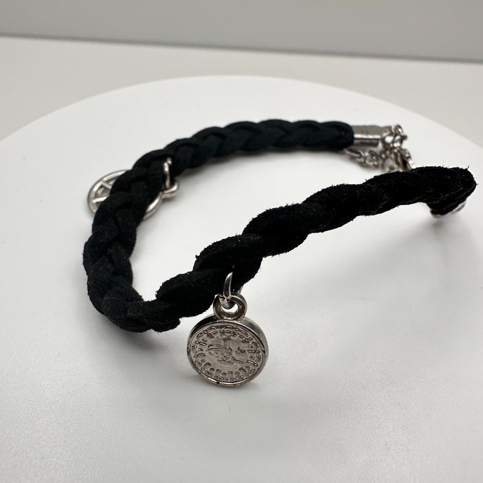 Vintage 90s Black Braided Suede Charm Bracelet Peace Sign Boho Women's Jewelry - Thumbnail 3