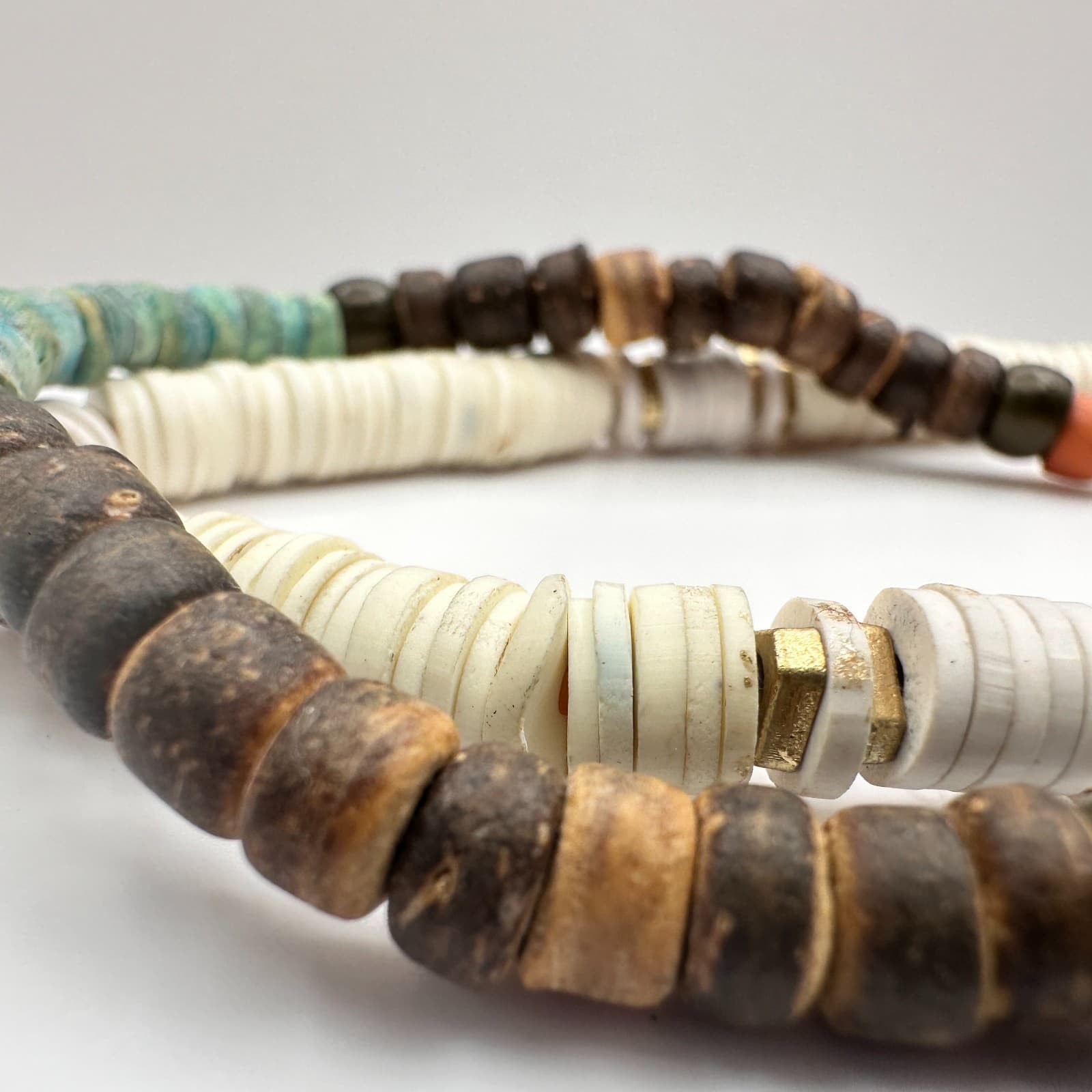 Vintage 90s Heishi Wooden Beaded Stretch Bracelet Set Women's Classic Jewelry - Thumbnail 2