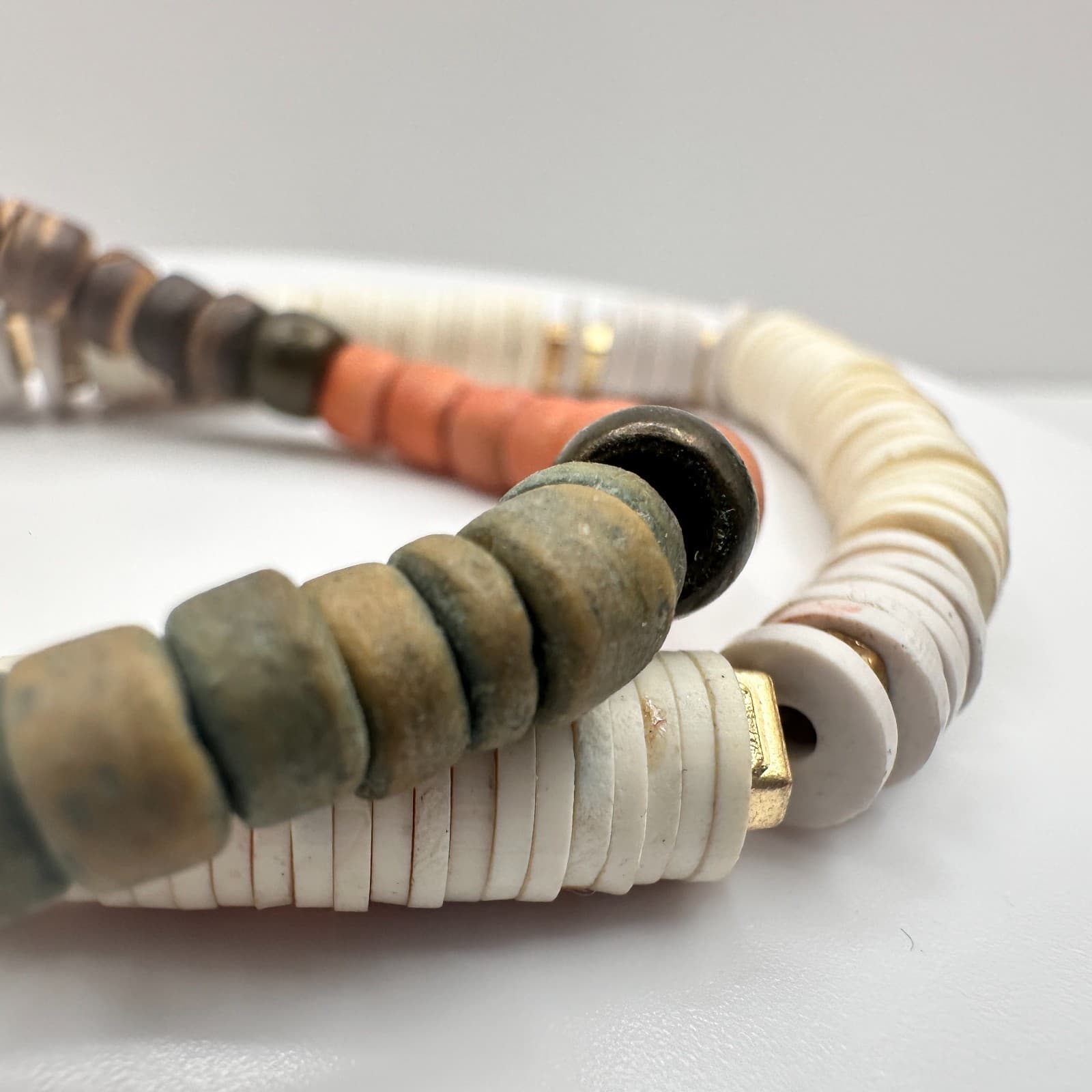 Vintage 90s Heishi Wooden Beaded Stretch Bracelet Set Women's Classic Jewelry - Thumbnail 4