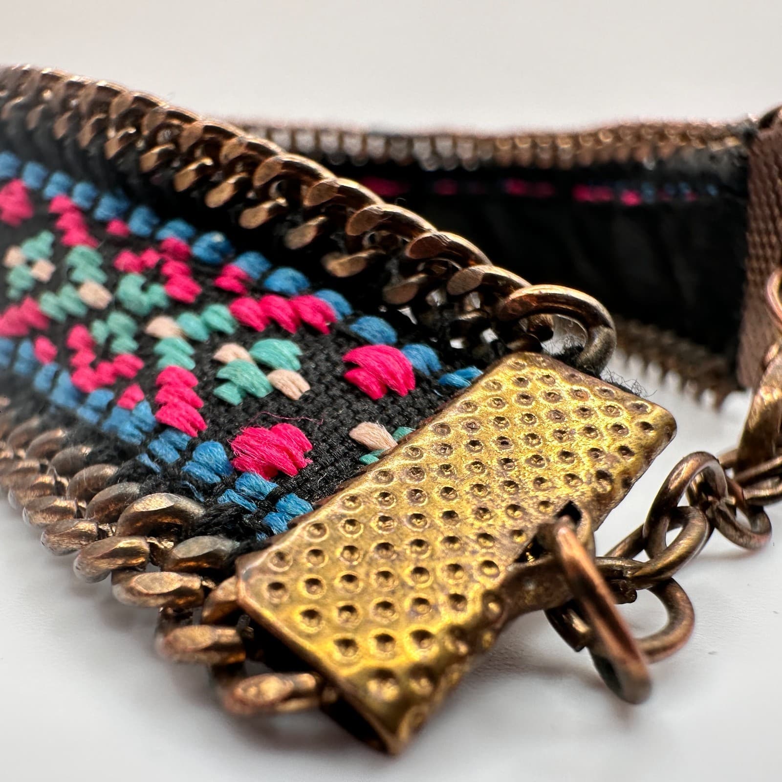 Vintage 90s Bronze Tone Geometric Pattern Cuff Bracelet Chain Women's Jewelry - Thumbnail 5