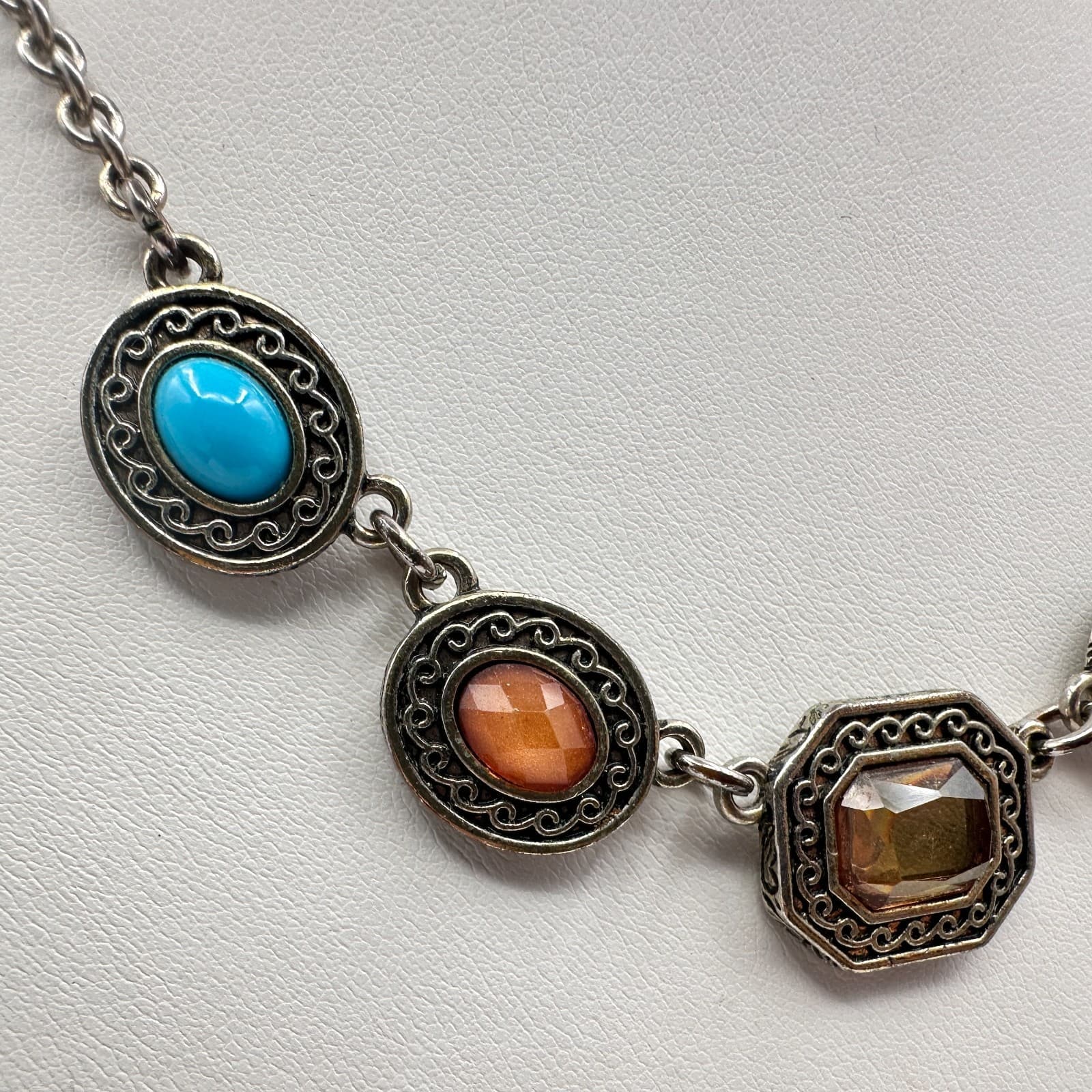 Vintage 90s Silver Tone Necklace Boho Retro Women's Classic Fashion Jewelry - Thumbnail 2