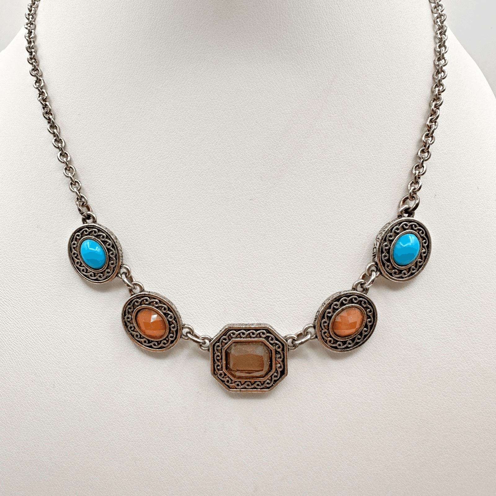 Vintage 90s Silver Tone Necklace Boho Retro Women's Classic Fashion Jewelry - Image 1