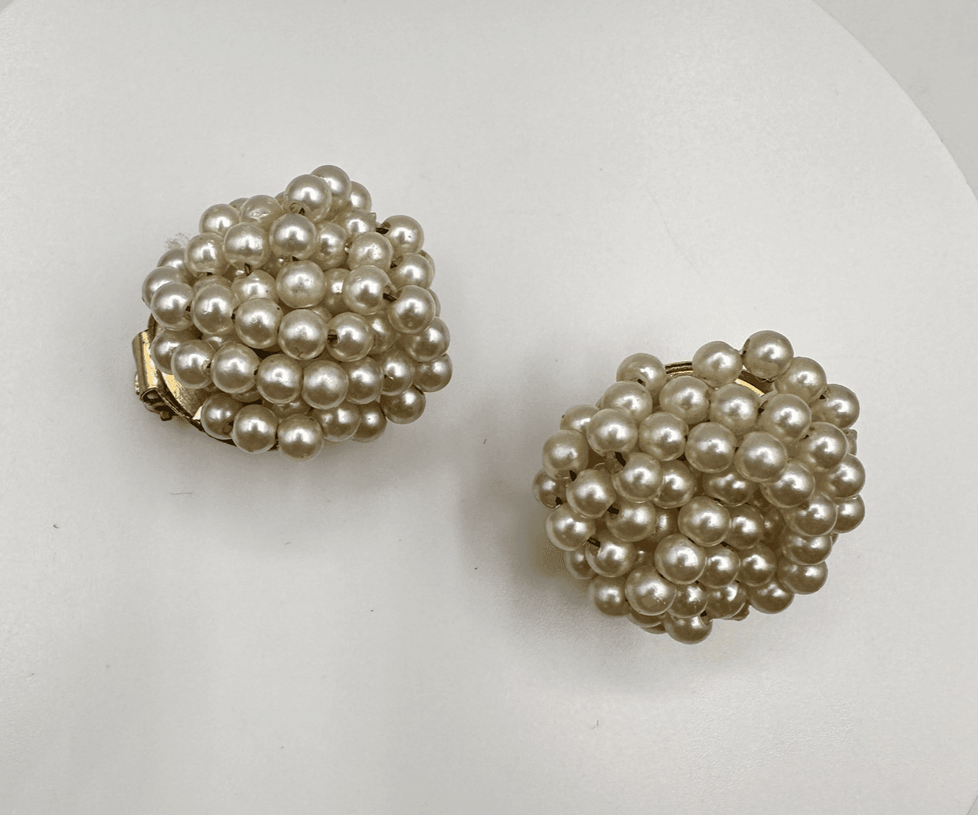 Vintage 80s Round Ball Faux Pearl Cluster Earrings Gold Tone Women's Jewelry - Image 1