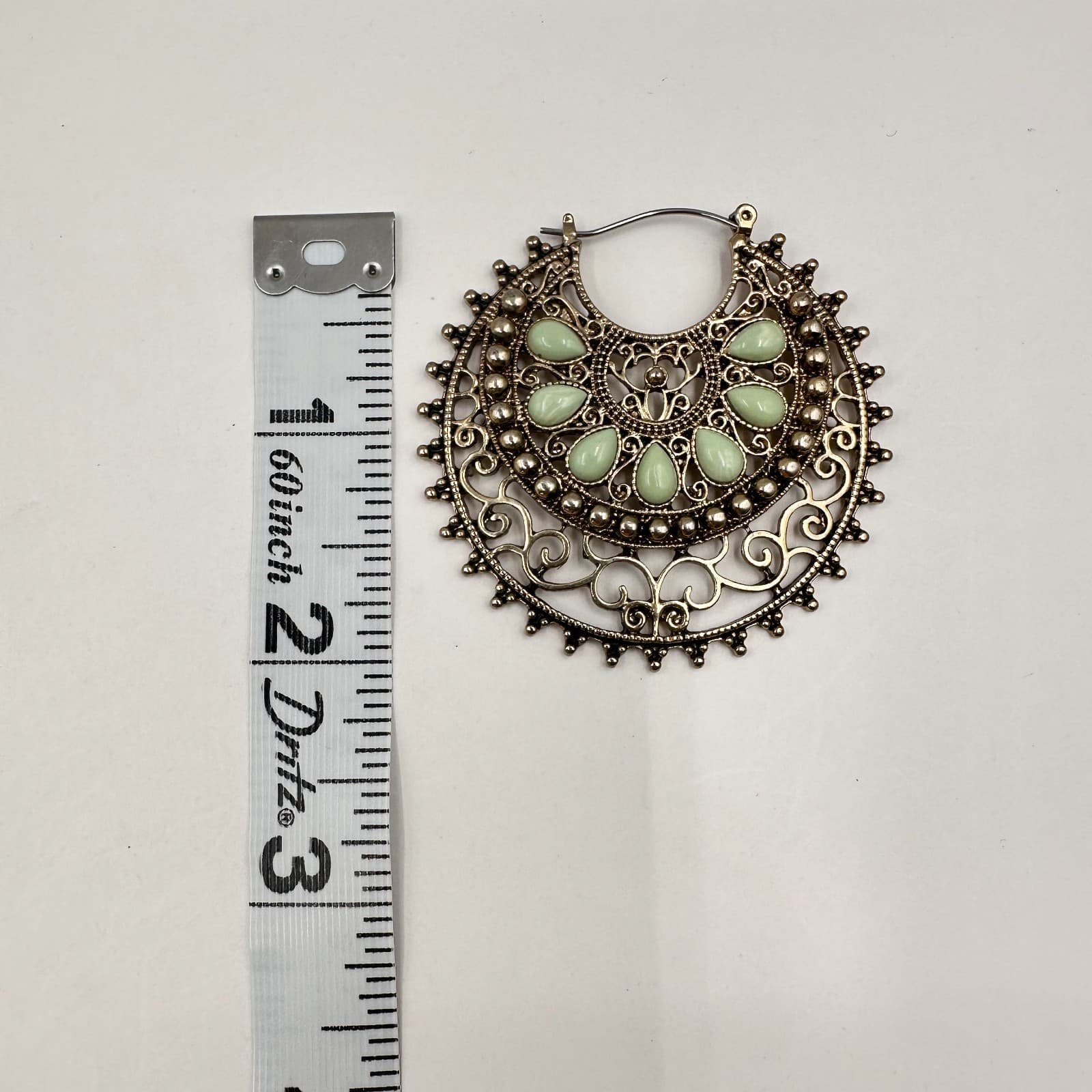 Vintage 90s Mint Green Resin cabochons Hoop Earrings Gold Tone Women's Jewelry - Thumbnail 9