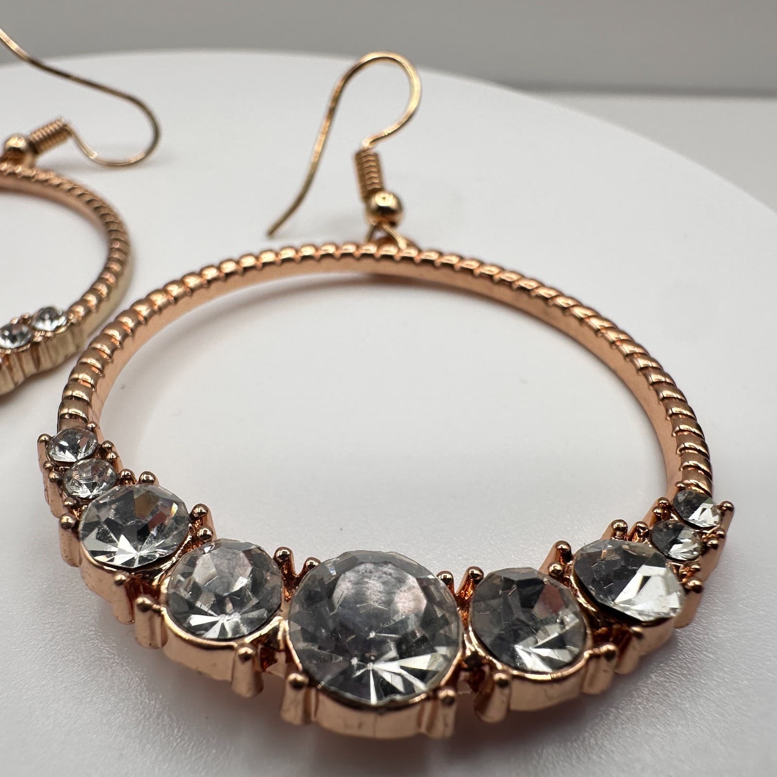 Vintage 90s Rose Gold Tone Clear Rhinestone Hoop Earrings Women's Jewelry - Thumbnail 4