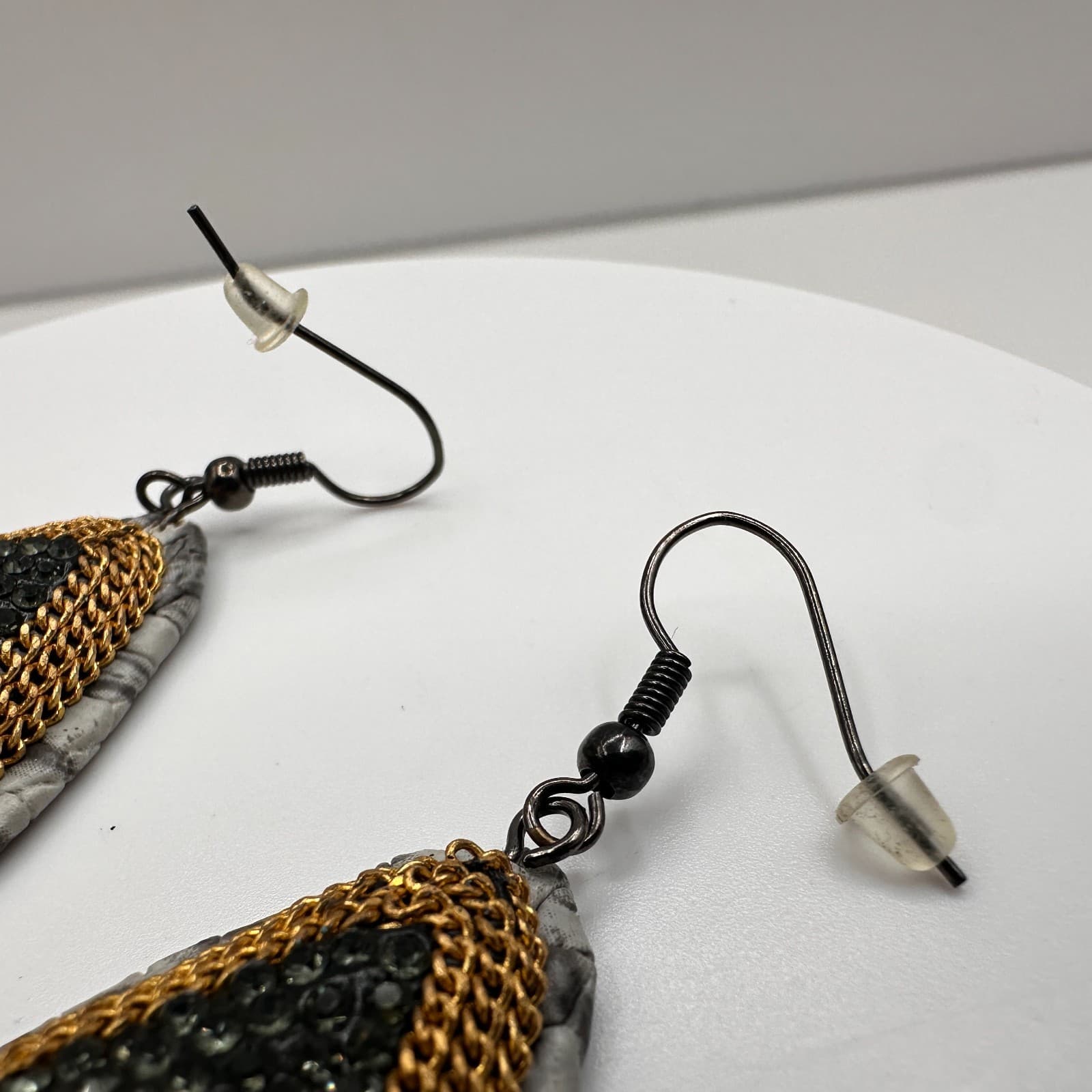 Vintage 90s Black Rhinestone Teardrop Earrings Gold Tone Chain Women's Jewelry - Thumbnail 7