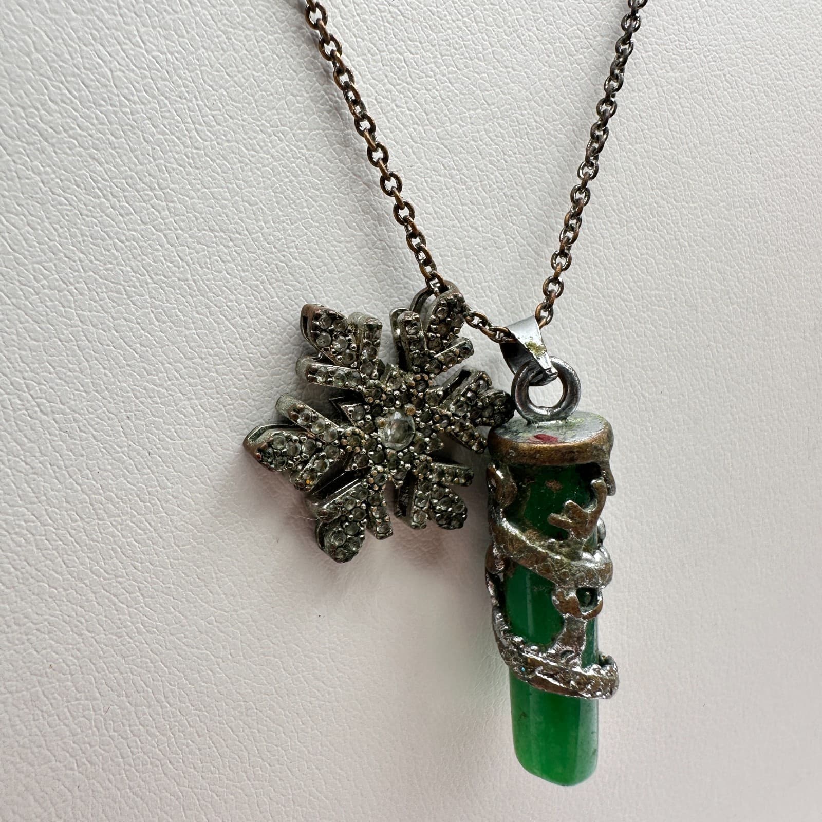 Vintage 90s Silver Snowflake Jade Pendent Necklace Boho Women's Classic Jewelry - Thumbnail 3