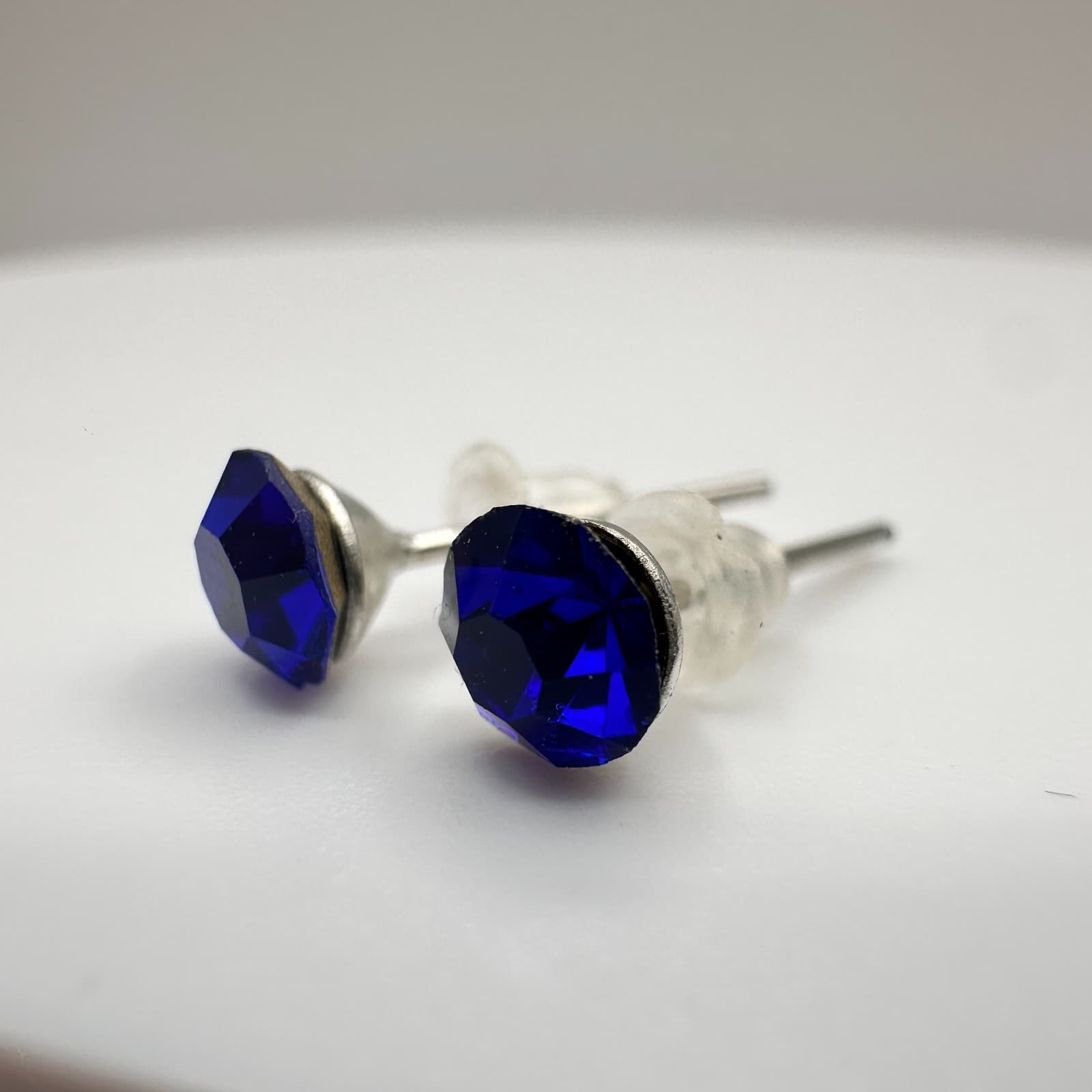 Vintage 90s Rhinestone Floral Gold Tone Stud Earrings Set Women's Jewelry - Thumbnail 7