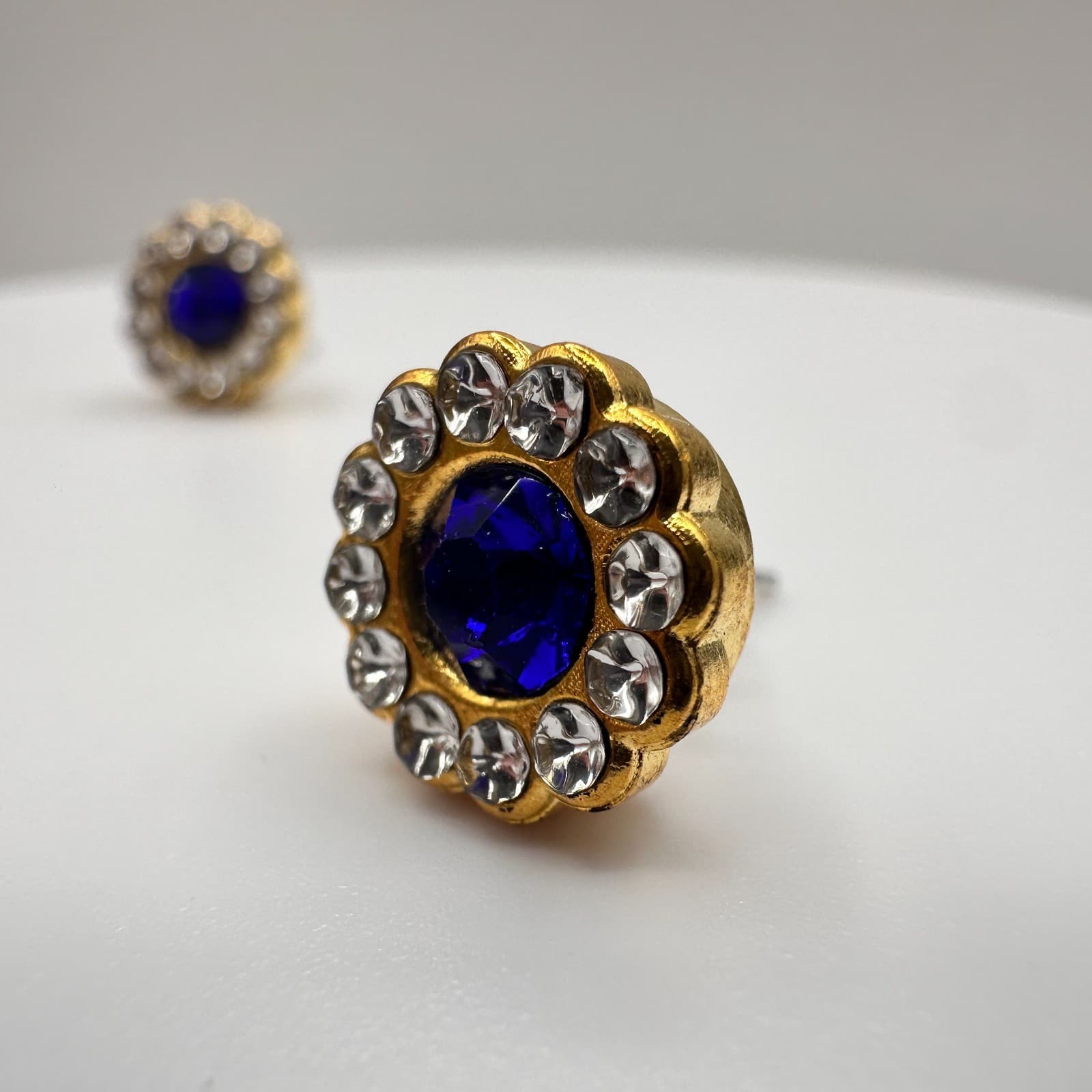 Vintage 90s Rhinestone Floral Gold Tone Stud Earrings Set Women's Jewelry - Thumbnail 3