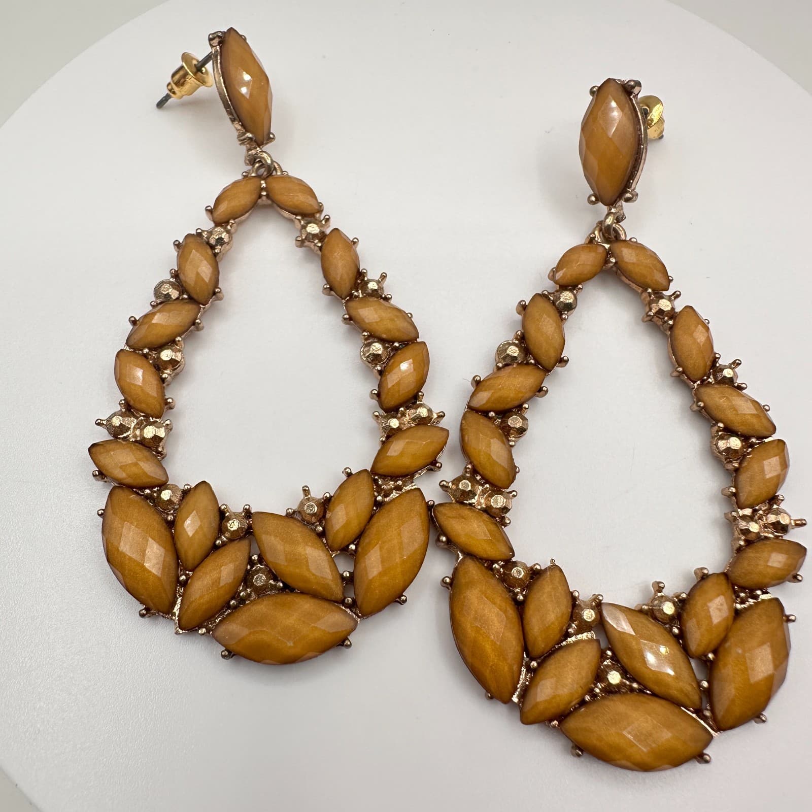 Vintage 80s Gold Tone Amber Glass Marquise Teardrop Earrings Statement Jewelry - Image 1