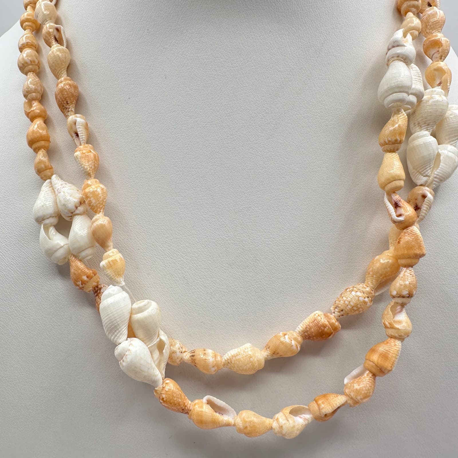 Vintage 80s 90s Double Strand Sea Shell Necklace Boho Beach Women's Jewelry - Thumbnail 2