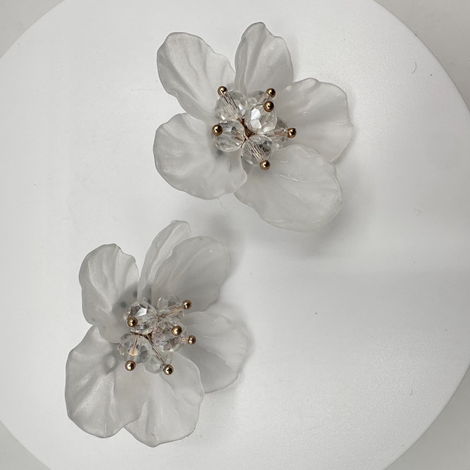 Vintage Y2K Frosted Flower Faceted Glass beads Stud Earrings silver tone Jewelry - Thumbnail 6