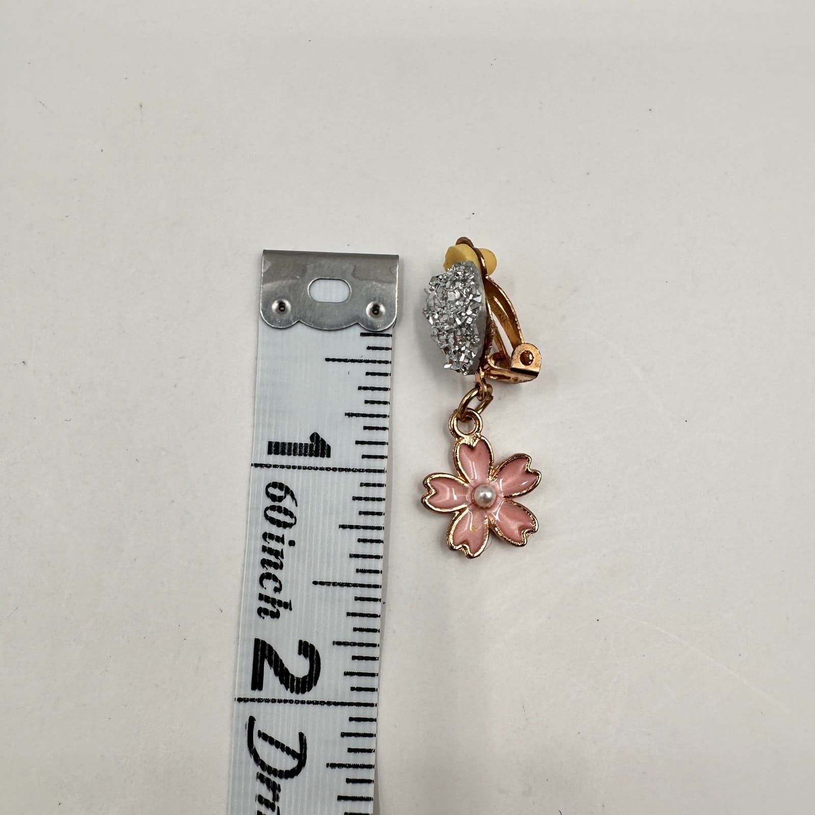 Vintage 90s Pink Enamel Floral Heart Dangle Earrings Gold Tone Women's Jewelry - Thumbnail 7