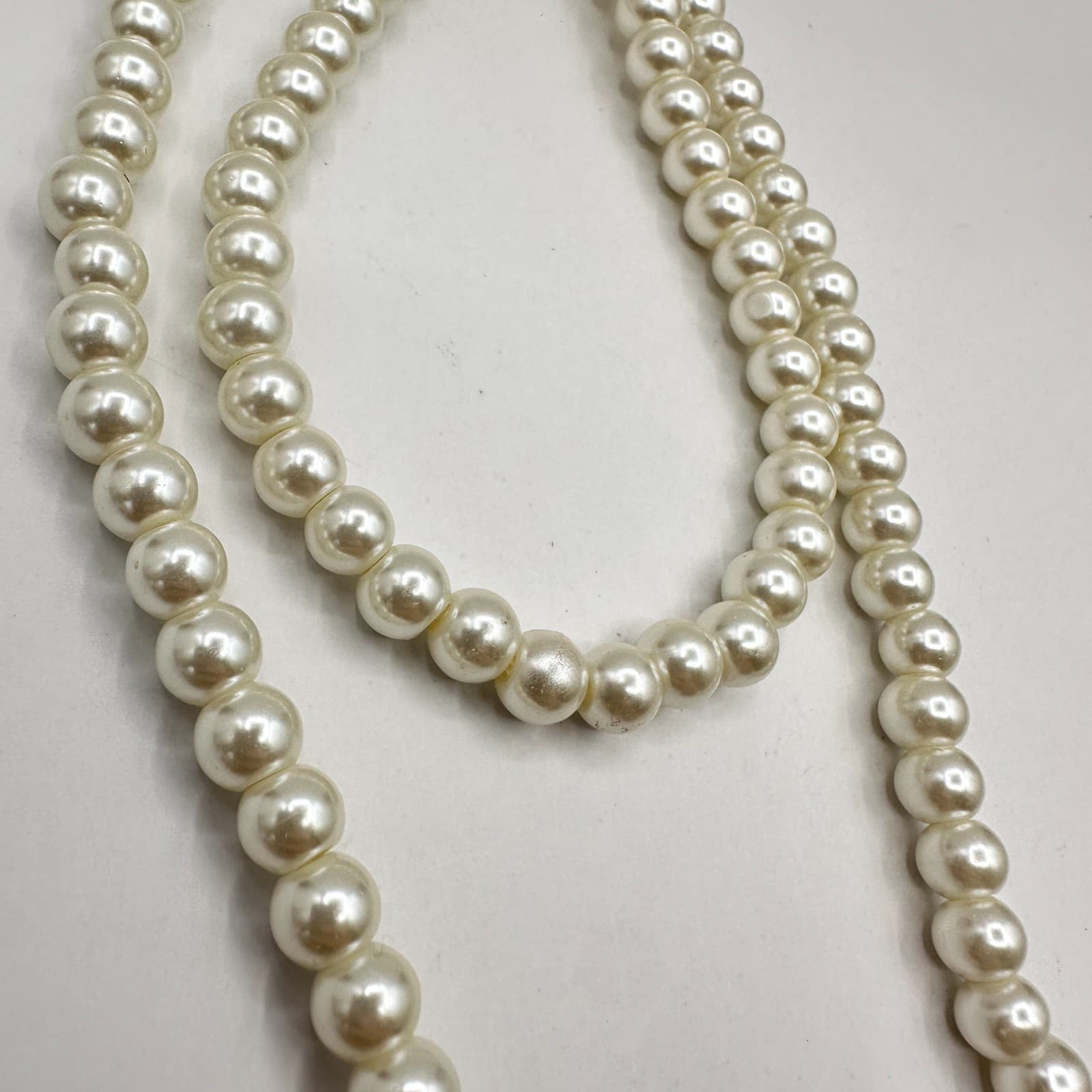 Vintage 90s White Faux Pearl Beaded Necklace Silver Tone Women's Classic Jewelry - Thumbnail 7