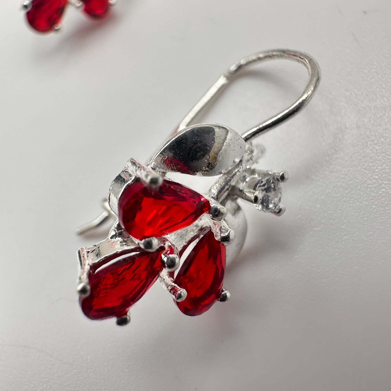 Vintage 90s Rhinestone Silver Tone Floral Drop Earrings Women's Fashion Jewelry - Thumbnail 4