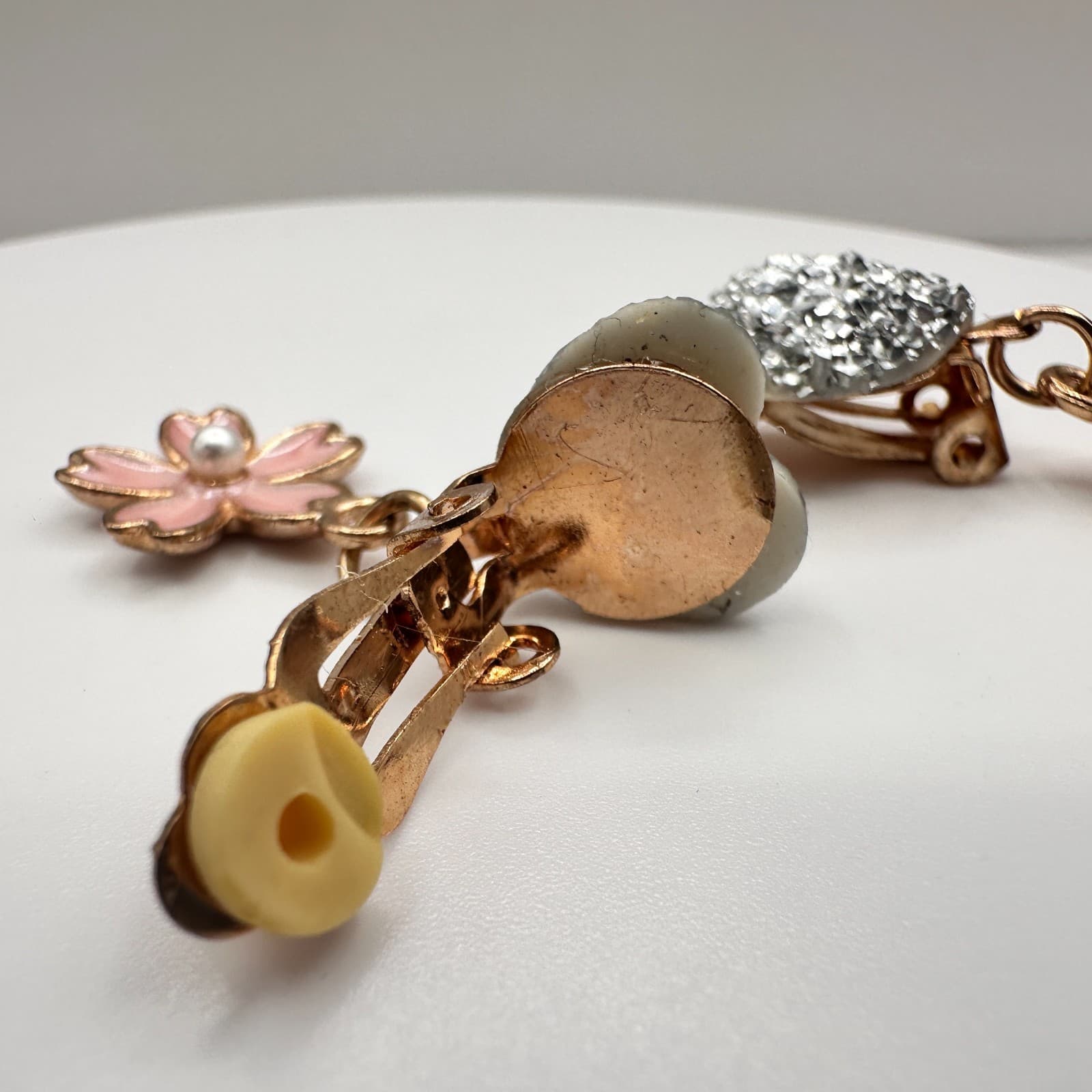 Vintage 90s Pink Enamel Floral Heart Dangle Earrings Gold Tone Women's Jewelry - Thumbnail 4