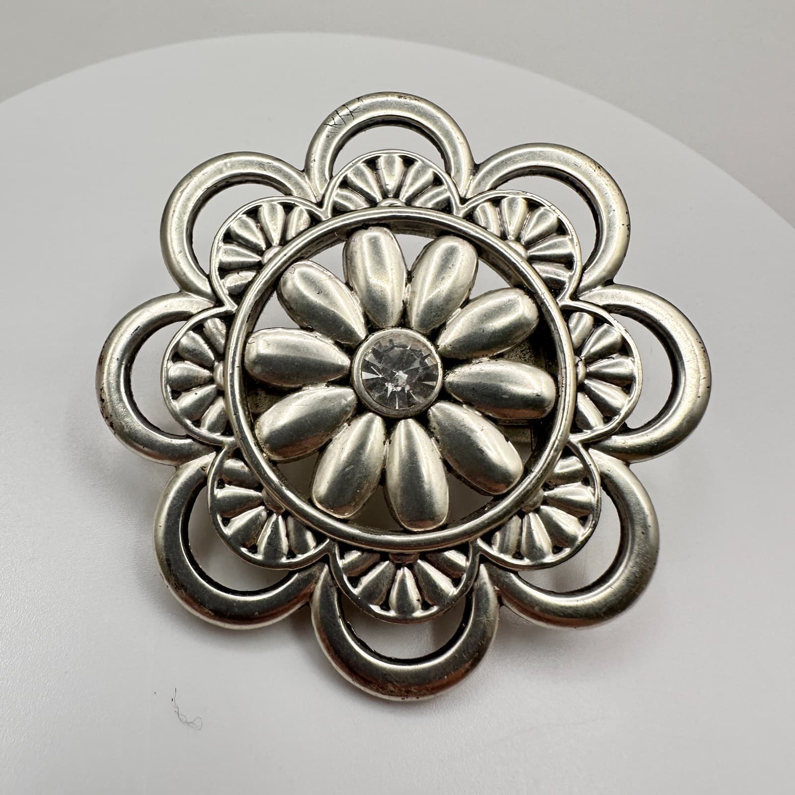 Vintage 90s Silver Tone Floral Brooch Pin Clear Rhinestone Women's Jewelry - Thumbnail 2