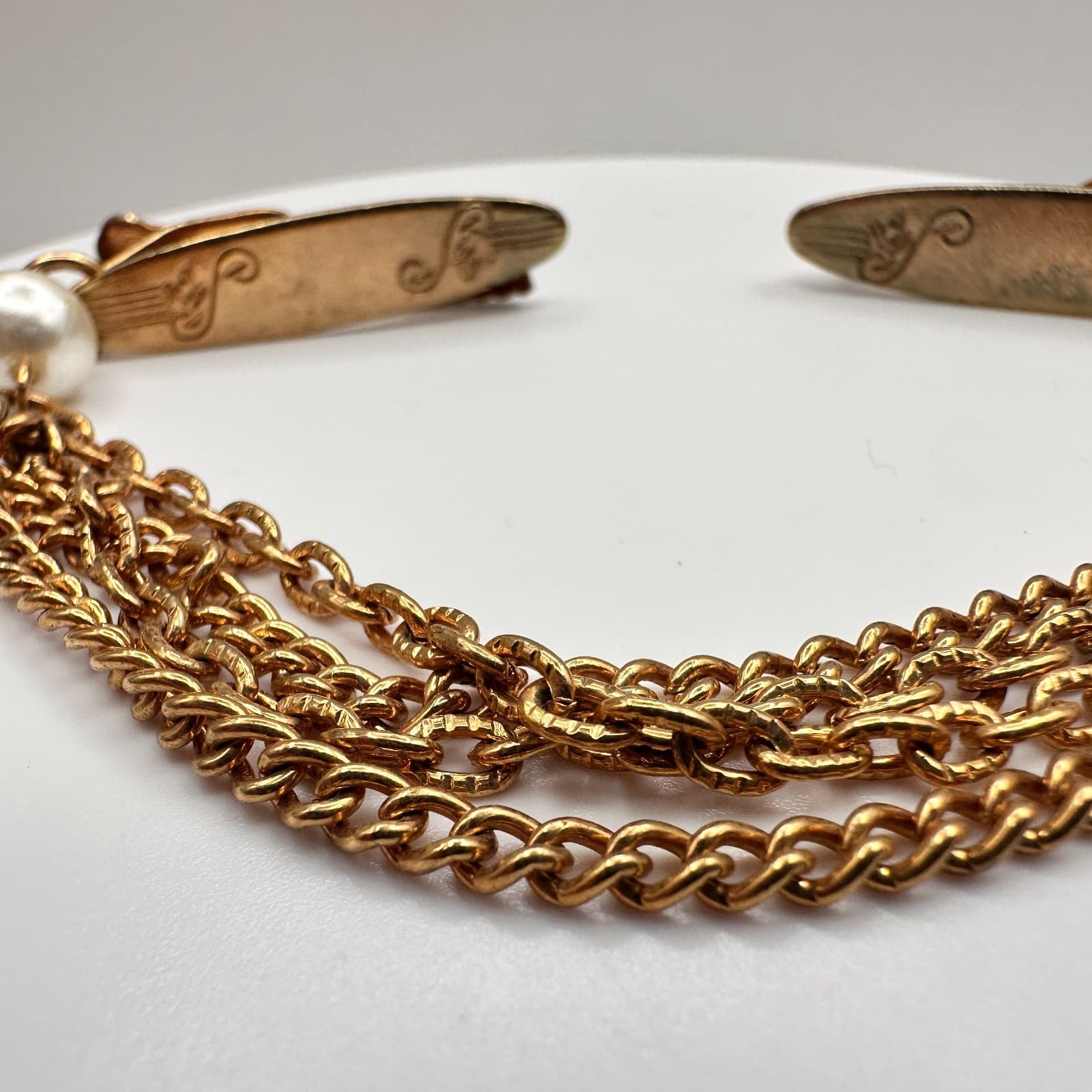 Vintage 90s Gold Tone Faux Pearl Sweater Guard Cardigan Clips Multi Strand Chain - Thumbnail 2