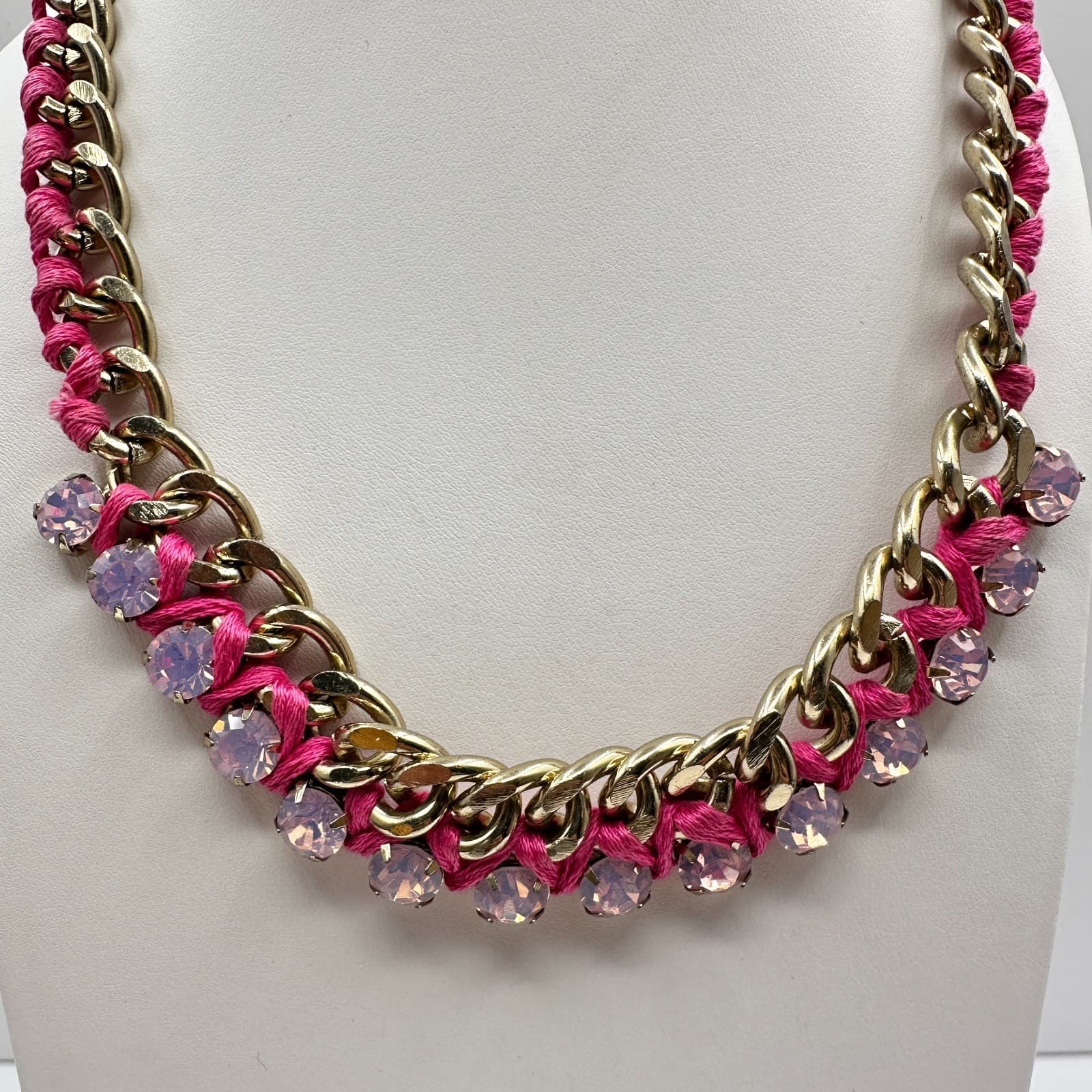 Vintage 90s Pink Wrap Gold Tone Curb Chain Necklace Rhinestone Glass Jewelry - Thumbnail 2