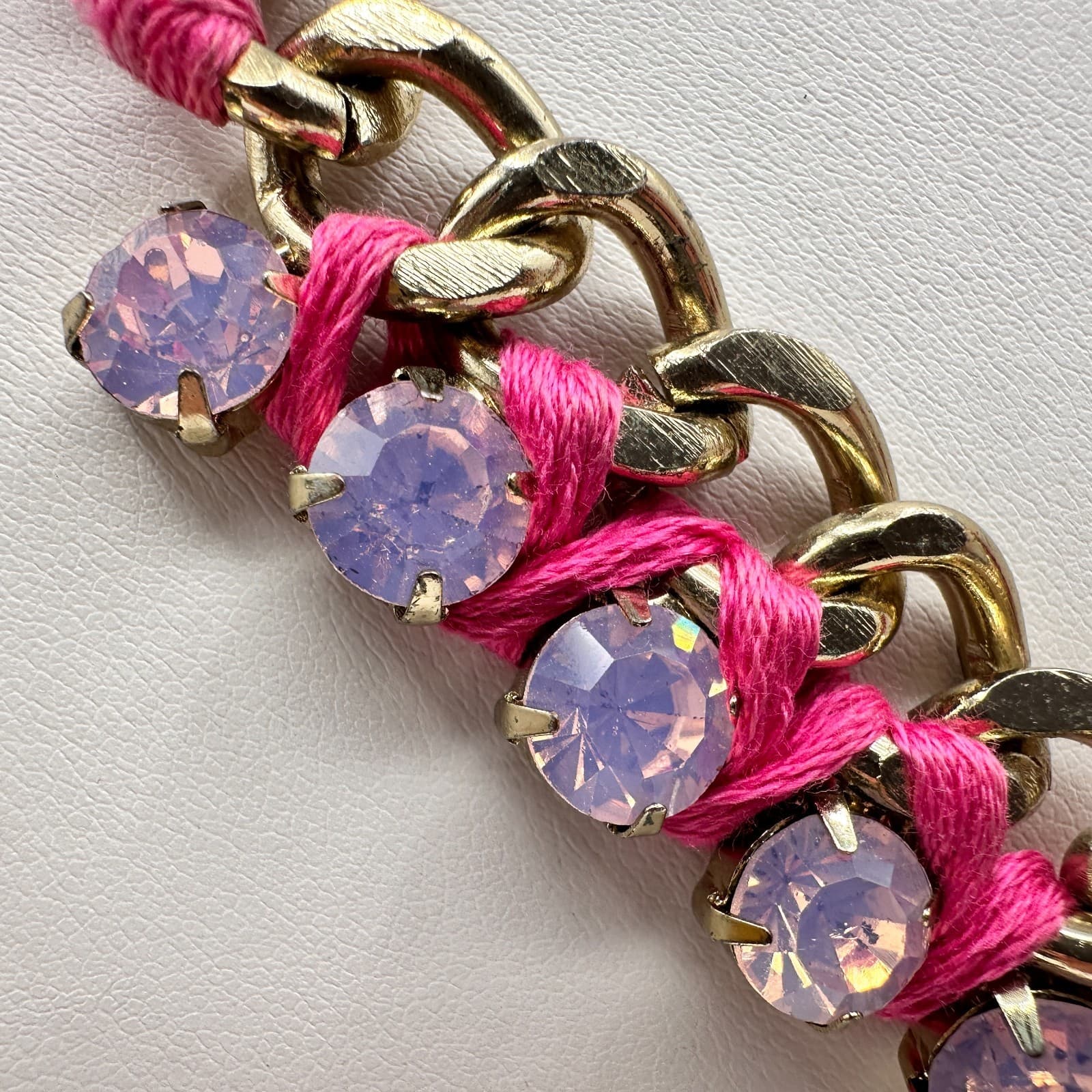 Vintage 90s Pink Wrap Gold Tone Curb Chain Necklace Rhinestone Glass Jewelry - Thumbnail 3