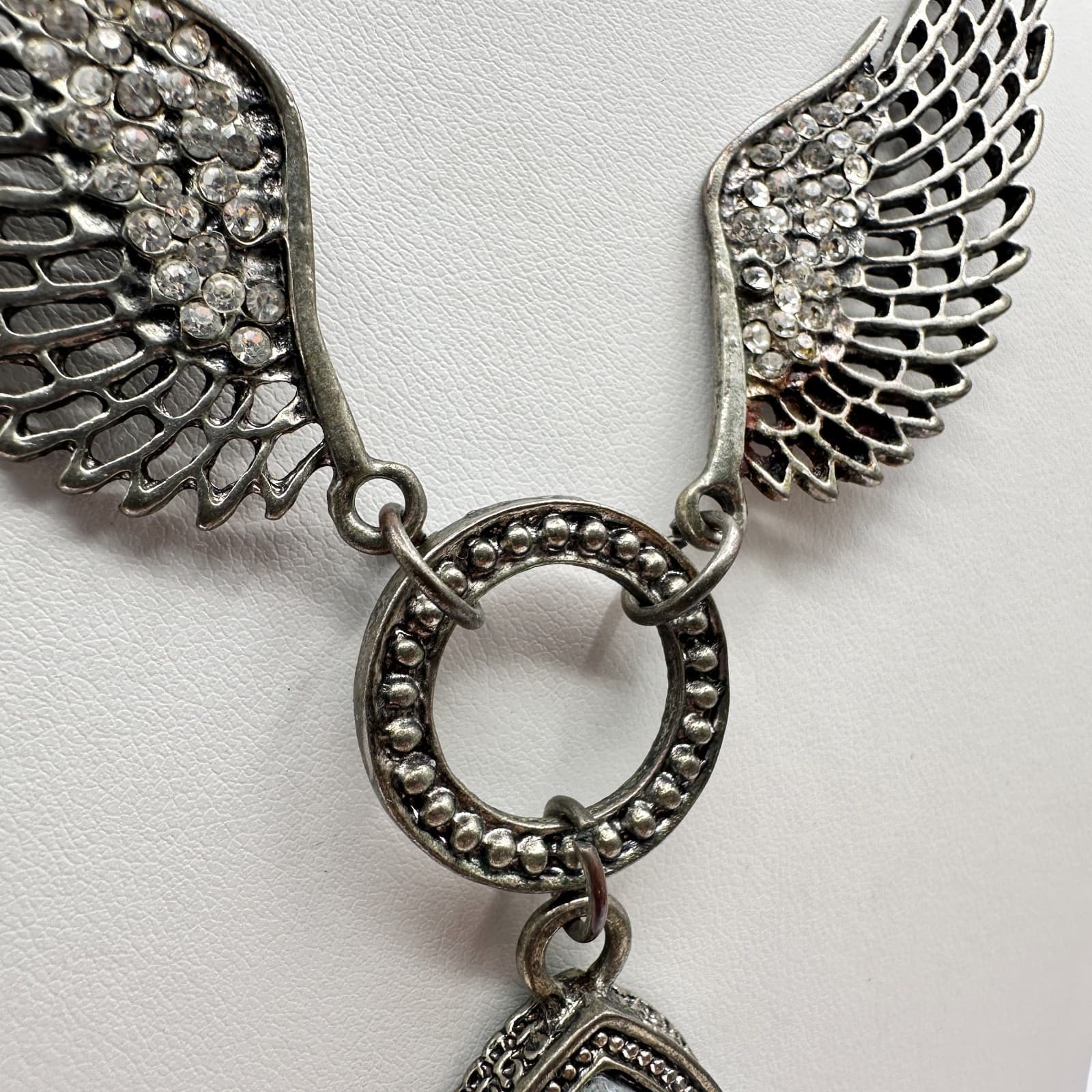 Vintage Y2K Angel Wings Necklace Silver Tone Teardrop Crystal Rhinestone Jewelry - Thumbnail 5