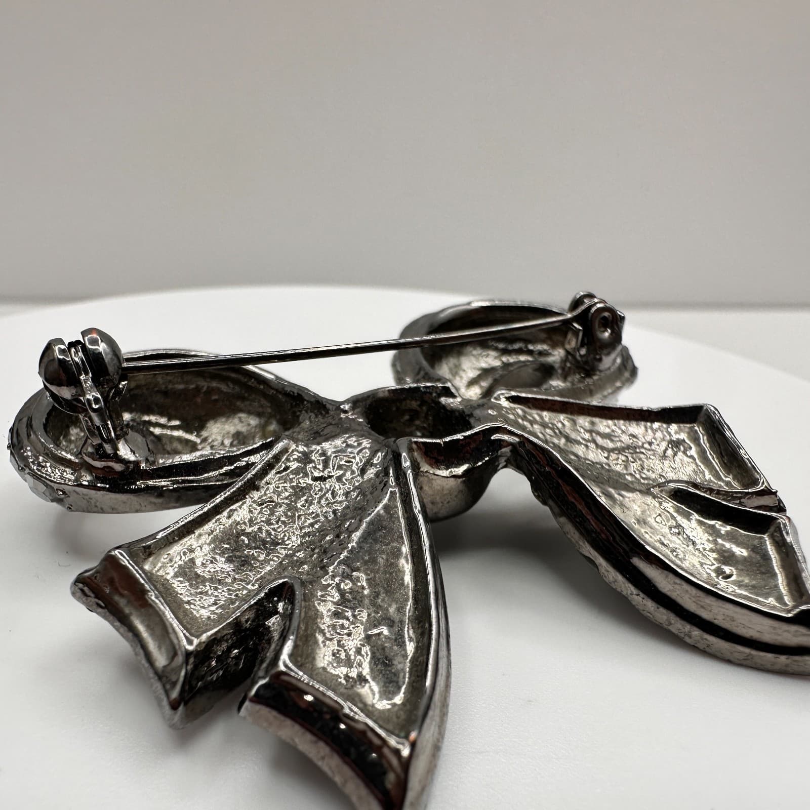 Vintage 90s Bow Brooch Pin Boho Retro Women's Classic Fashion Jewelry - Thumbnail 8