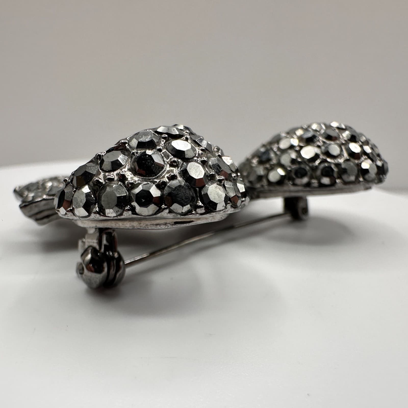 Vintage 90s Bow Brooch Pin Boho Retro Women's Classic Fashion Jewelry - Thumbnail 6