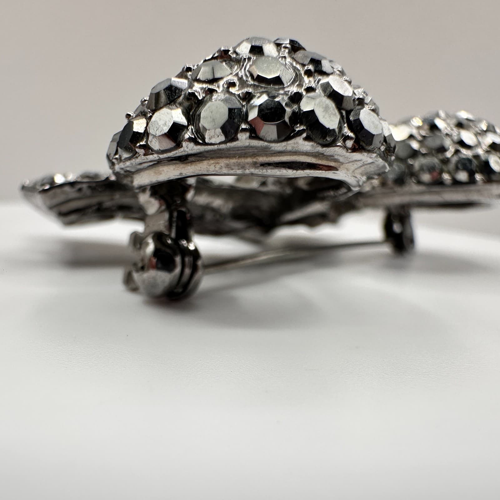 Vintage 90s Bow Brooch Pin Boho Retro Women's Classic Fashion Jewelry - Thumbnail 7