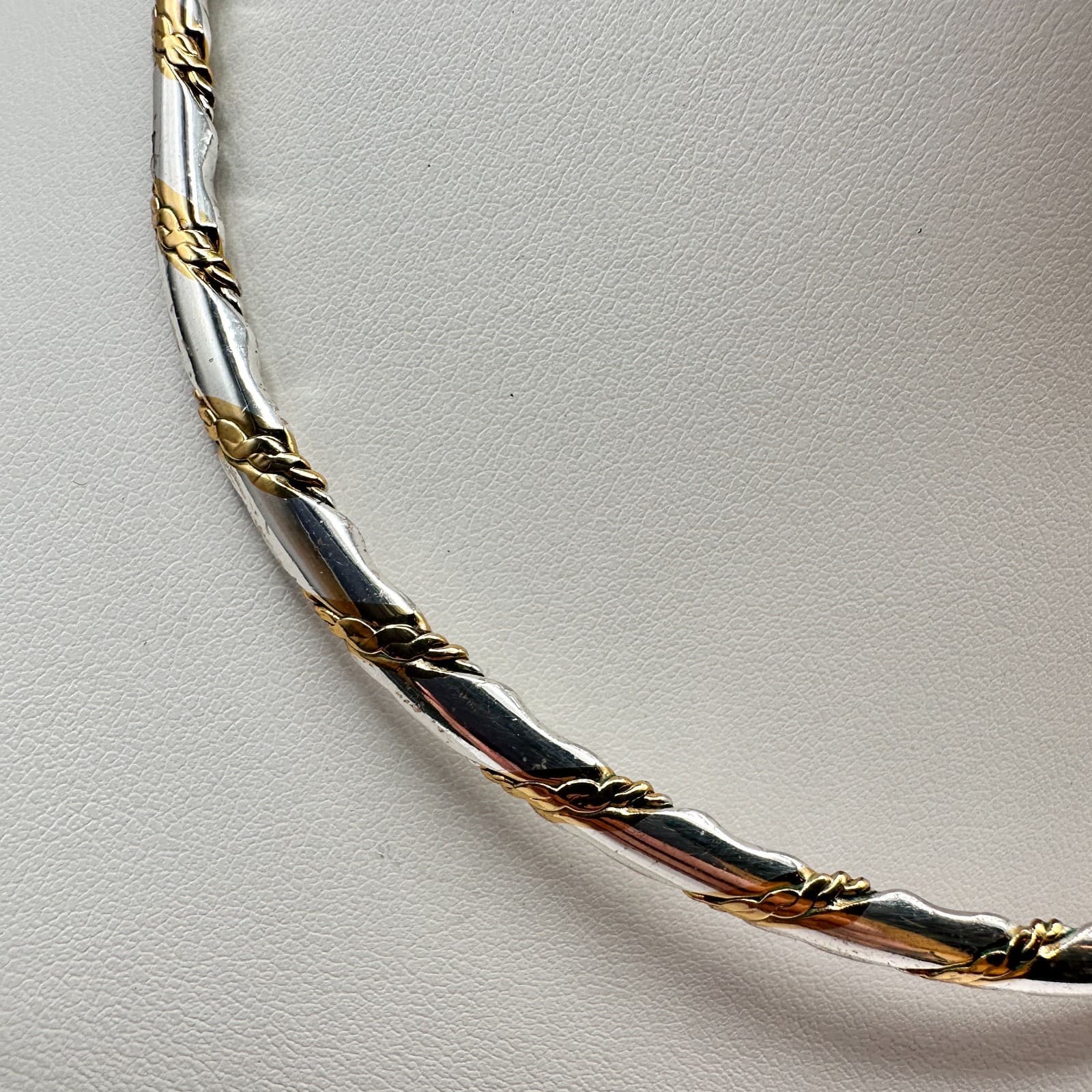 Vintage 90s Silver Gold Tone Twisted Omega Collar Necklace Statement Jewelry - Thumbnail 3