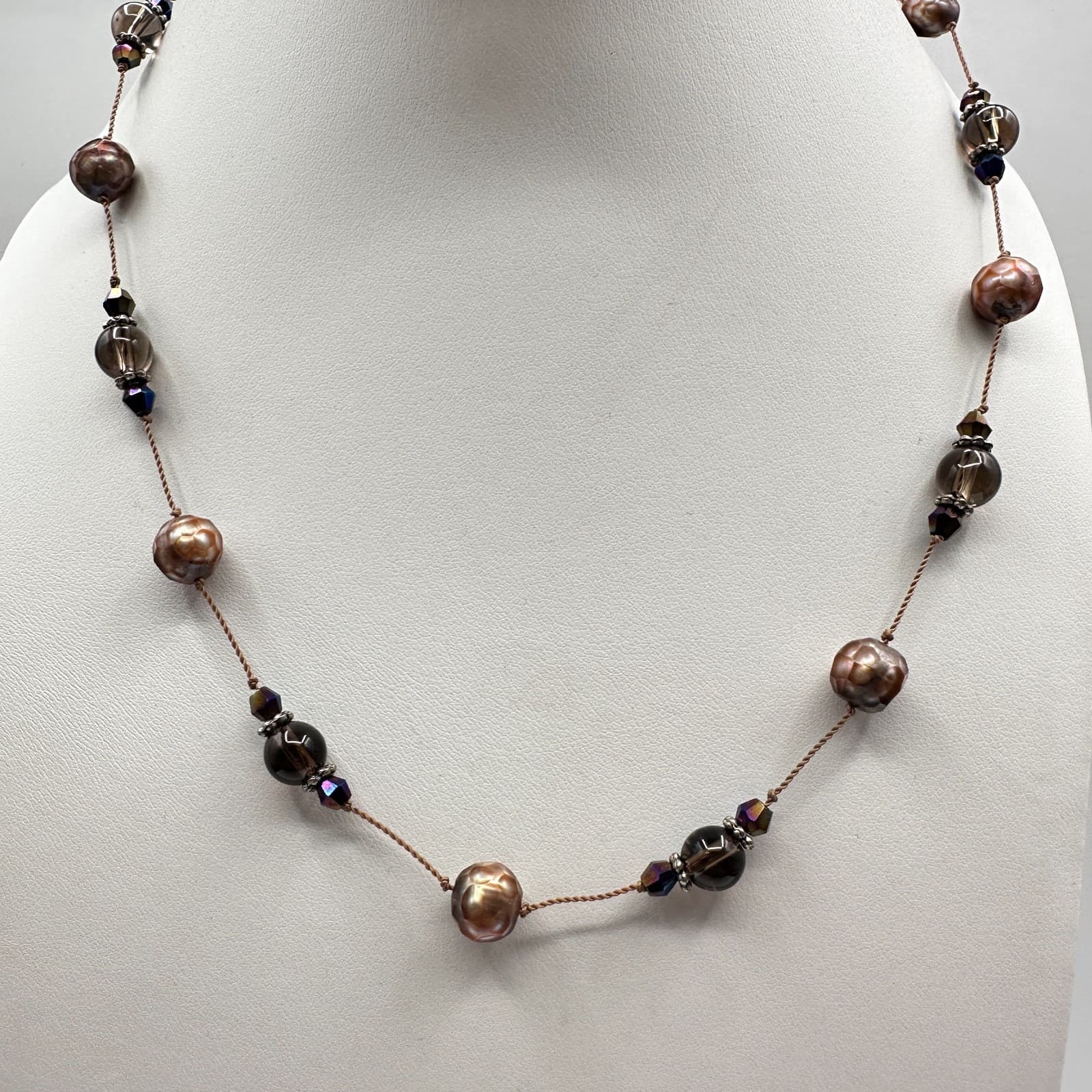 Vintage 80s Iridescent Copper Faux Pearl & Smoky Faceted Bead Necklace jewelry - Image 1
