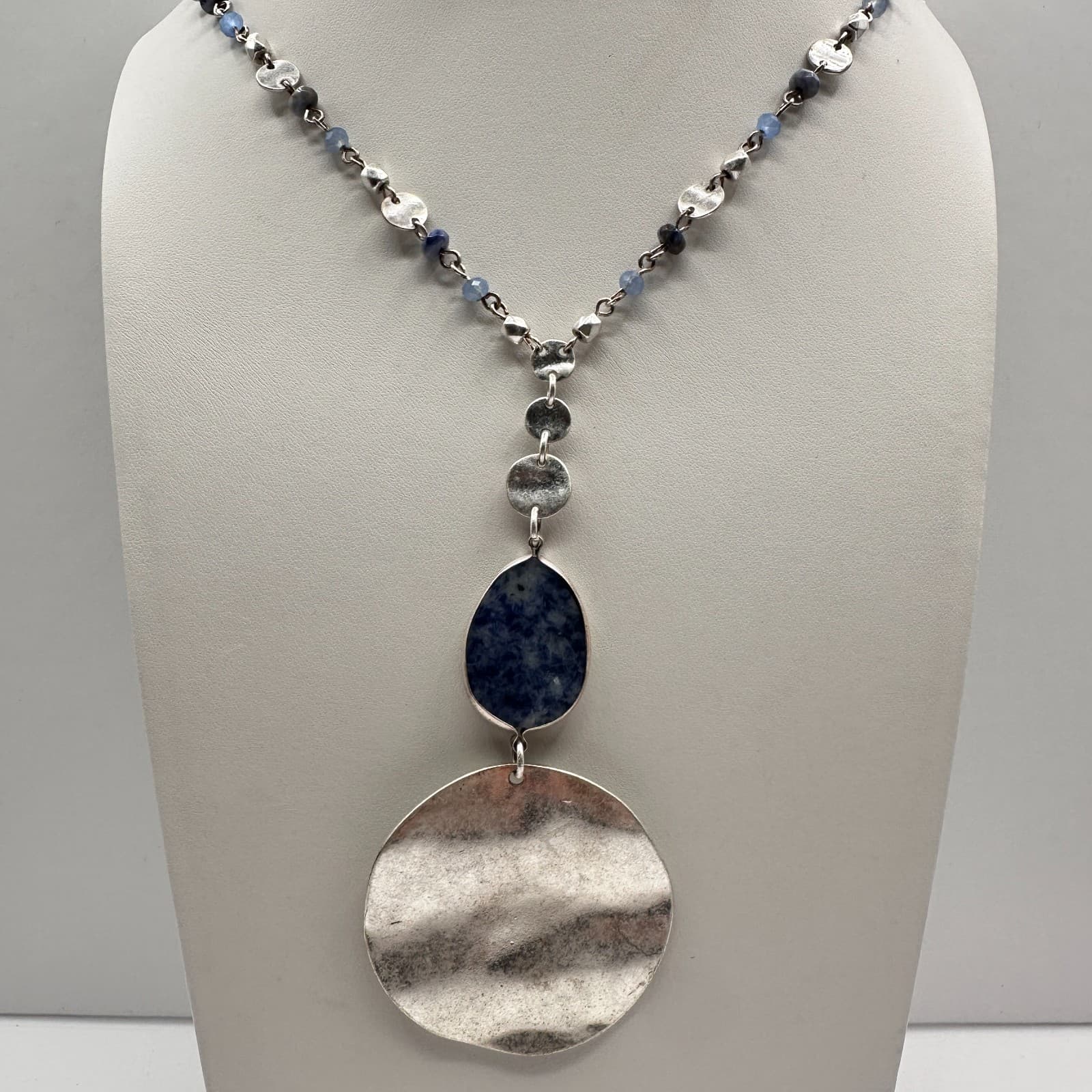 Vintage 90s Sodalite Teardrop Disc Necklace Hammered Silver Tone Women's Jewelry - Image 1