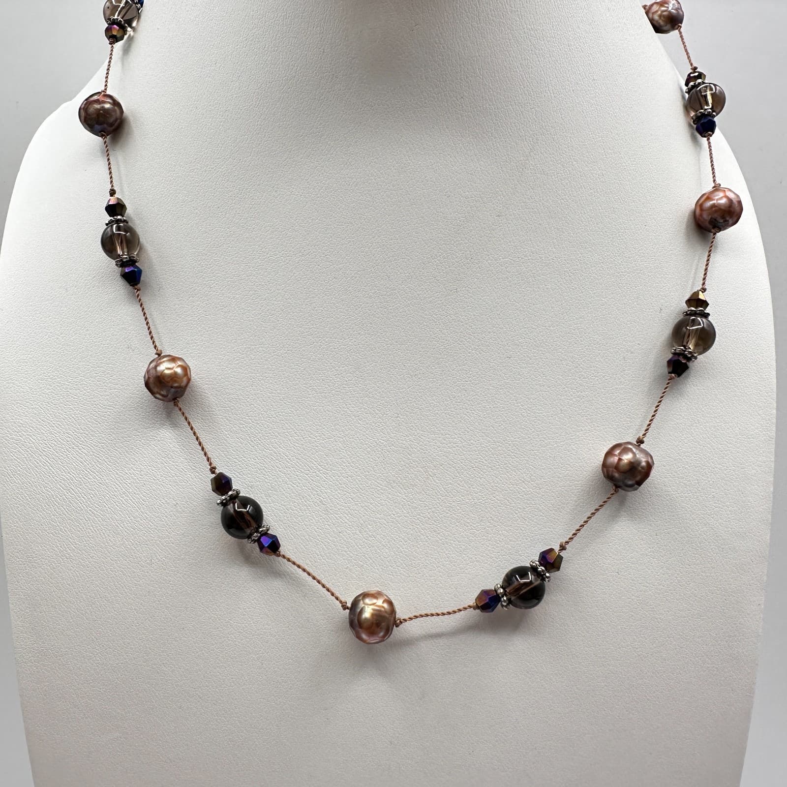 Vintage 80s Iridescent Copper Faux Pearl & Smoky Faceted Bead Necklace jewelry - Thumbnail 2