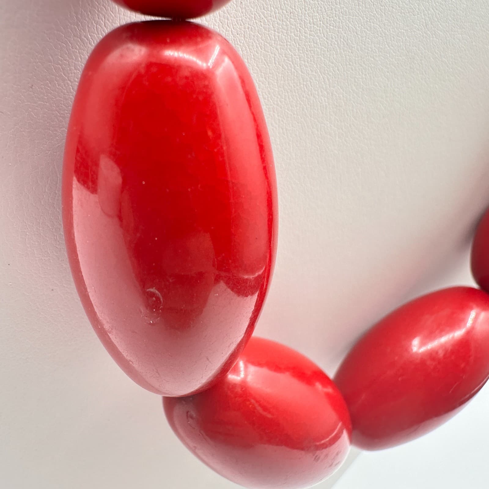Vintage 90s Bold Red Oval Beaded Statement Necklace Silver Tone Women's Jewelry - Thumbnail 7