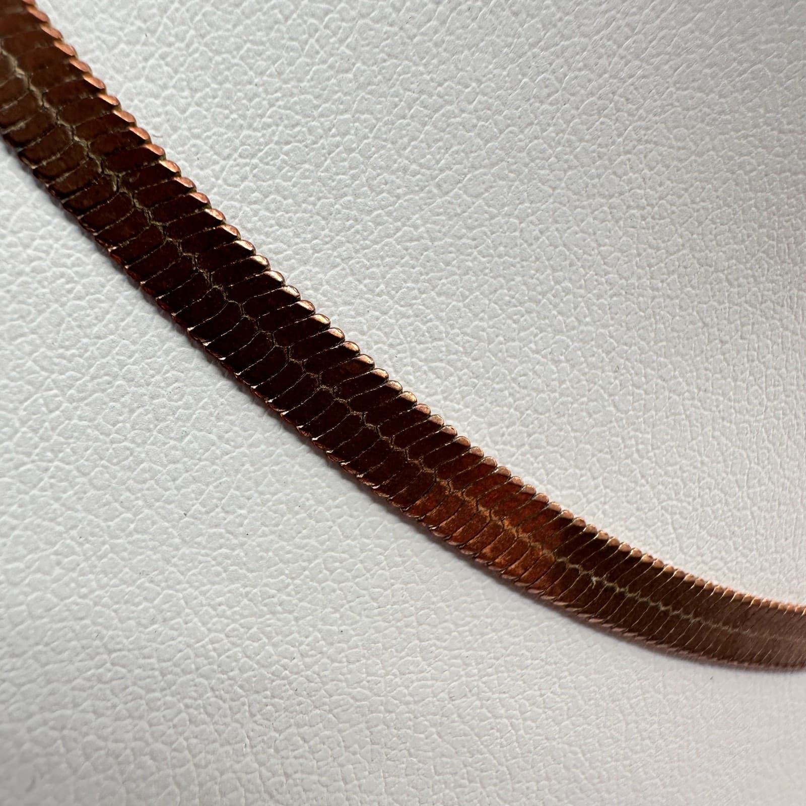 Vintage Y2K Copper Tone Herringbone Chain Necklace Choker Women's Jewelry - Thumbnail 4