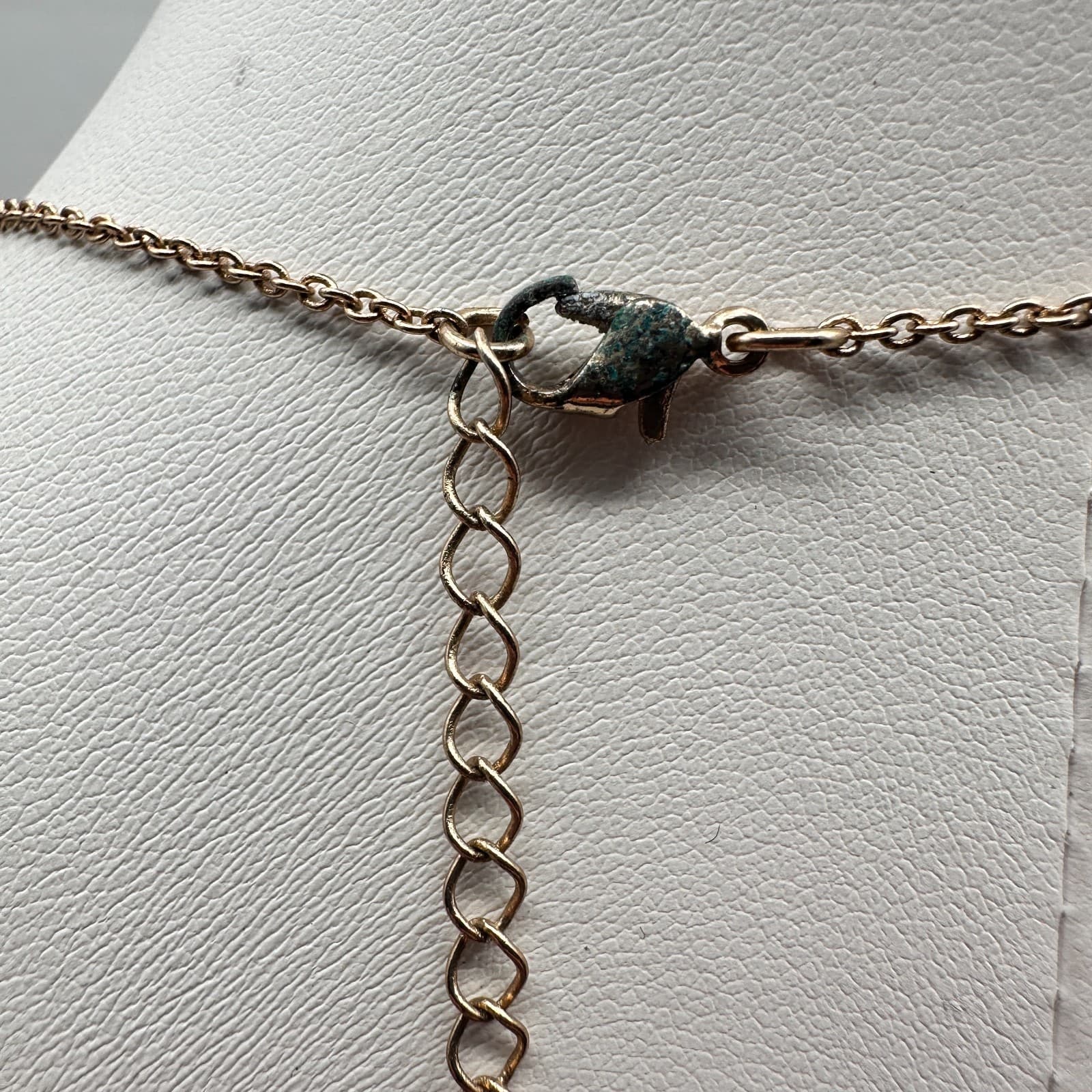 Vintage 90s Anchor Pendant Necklace Gold Tone Cream Beaded Women's Jewelry - Thumbnail 6