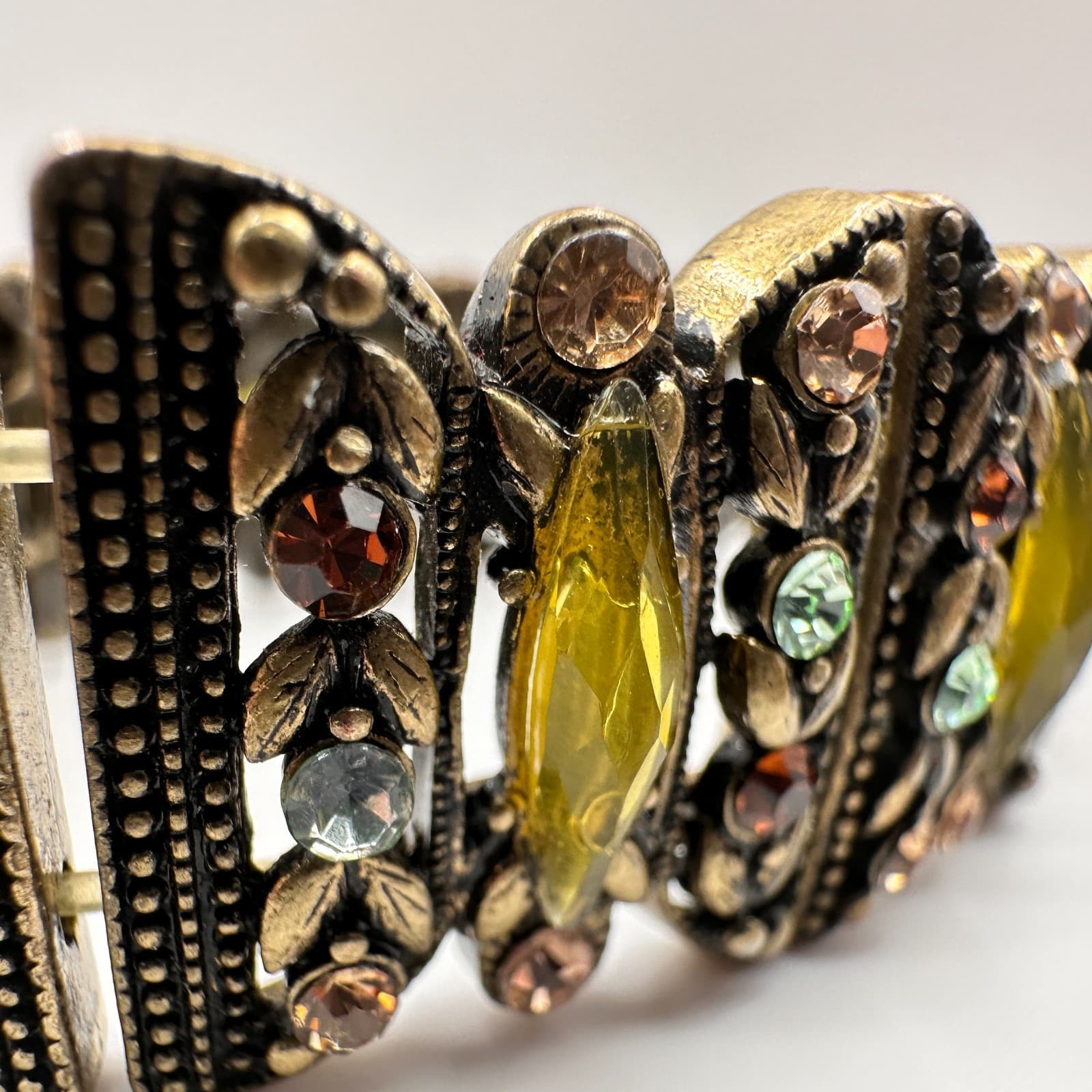 Vintage 90s Bronze Tone Multi Strand Stretch Bracelet Rhinestones Boho Jeweley - Thumbnail 4