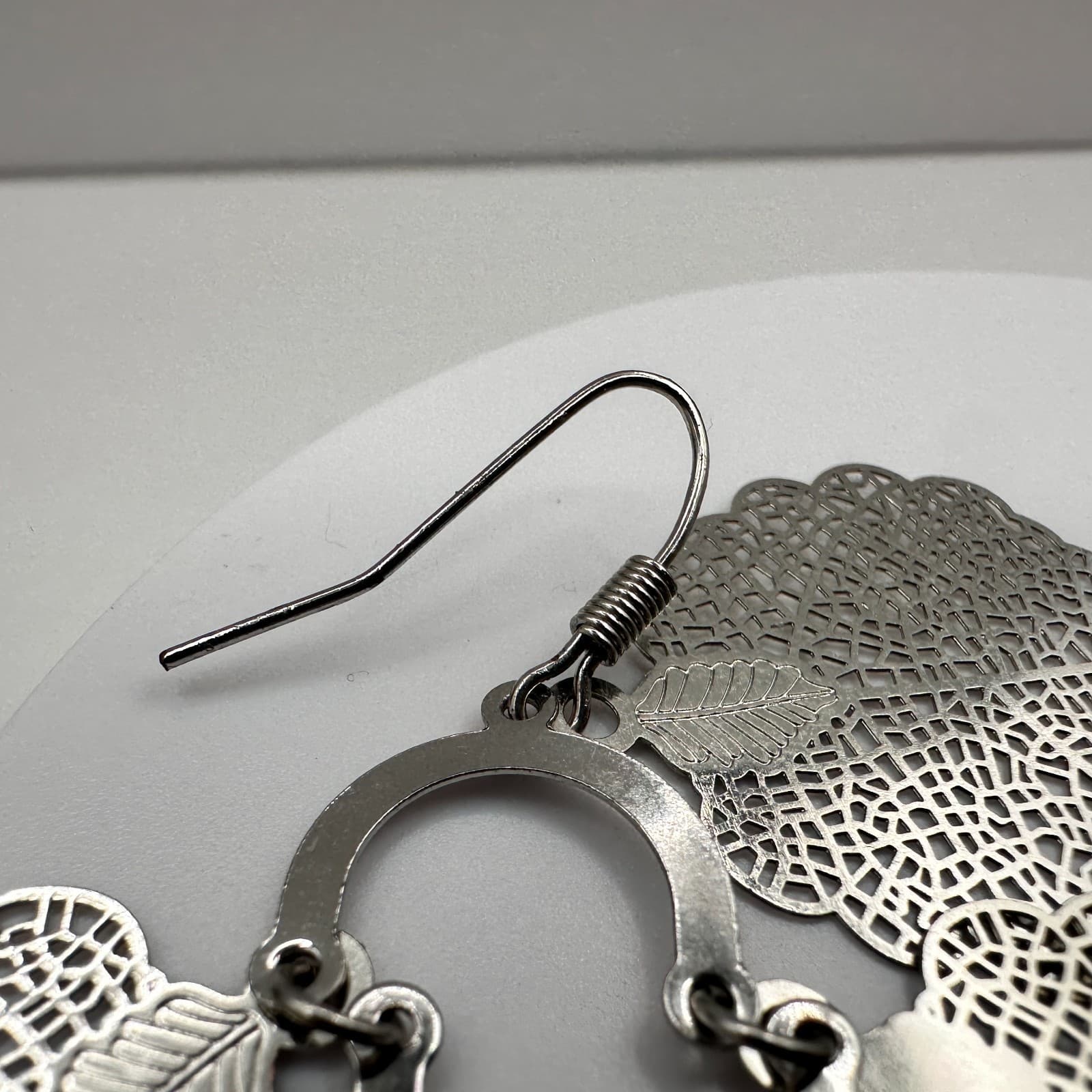 Vintage 90s Silver Tone Filigree Leaf Dangle Earrings Statement Women's Jewelry - Thumbnail 5