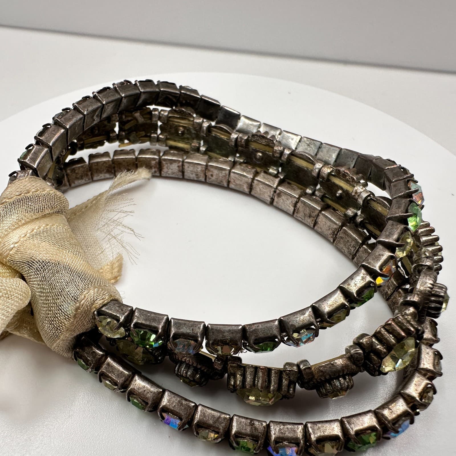 Vintage 90s Green Aurora Borealis Rhinestone Stretch Bracelet Set Silver Tone - Thumbnail 5