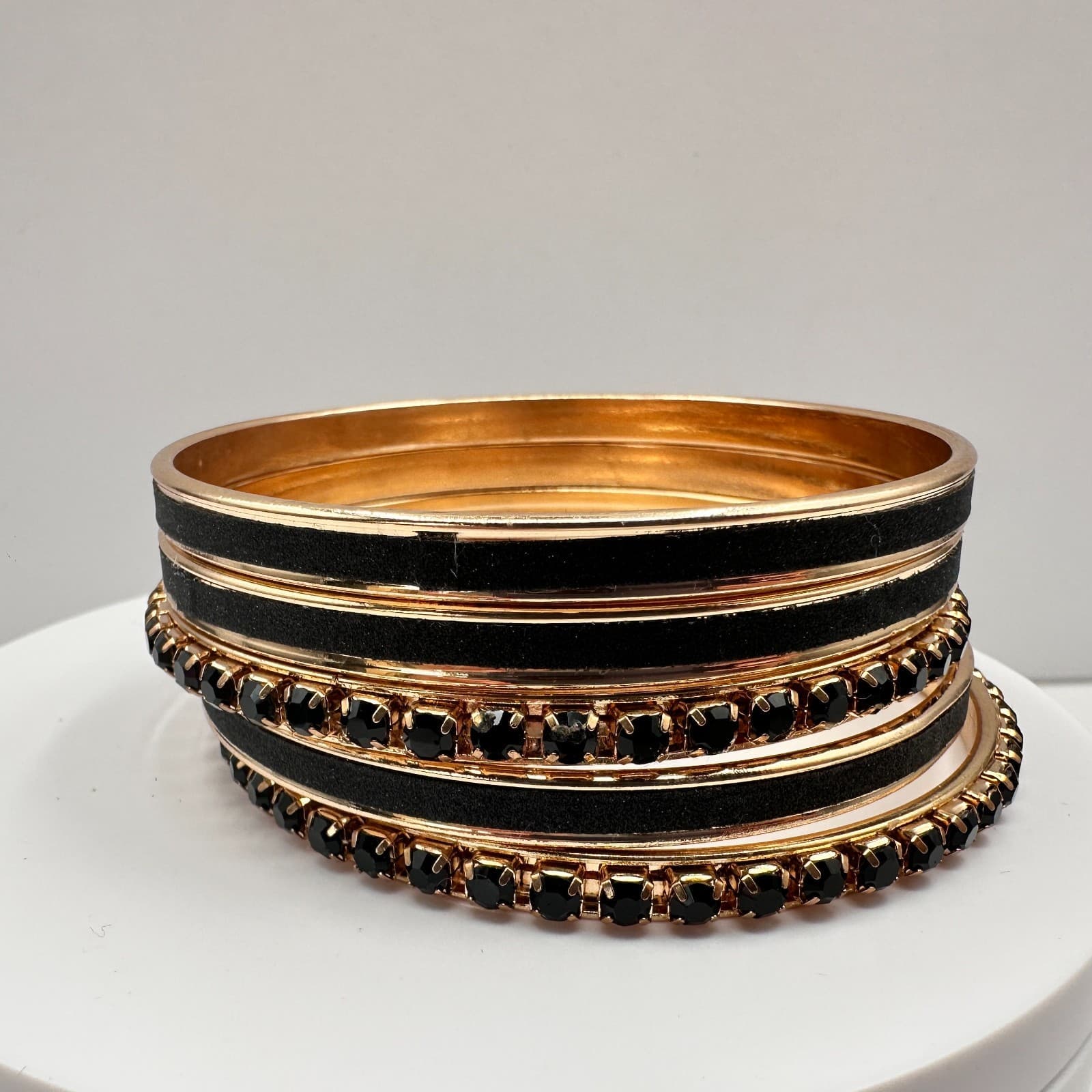 Vintage 90s Gold Tone Bracelet Set Black Velvet Rhinestone Women's Jewelry - Thumbnail 4