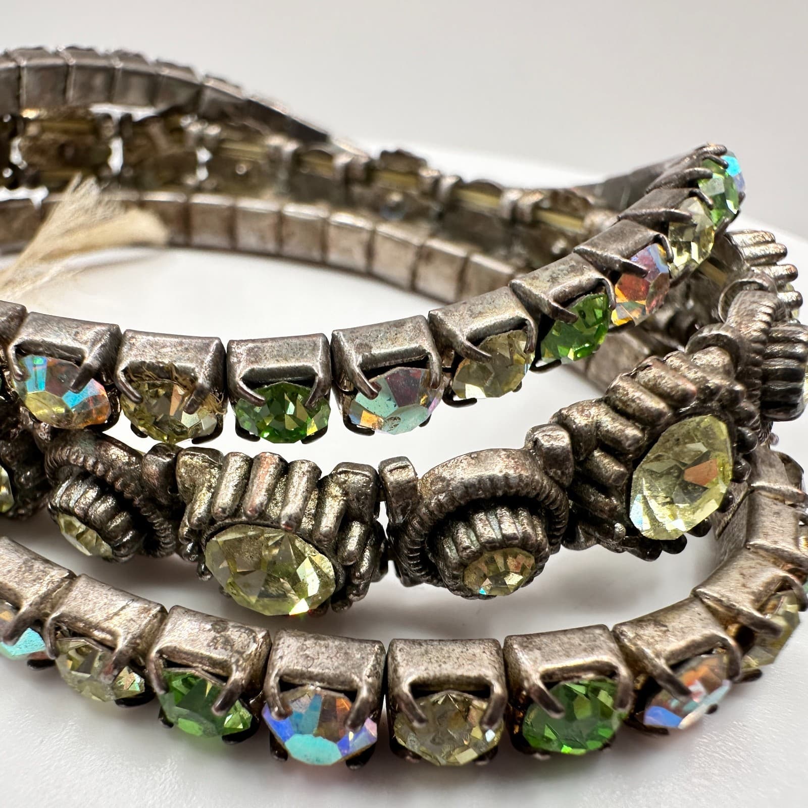 Vintage 90s Green Aurora Borealis Rhinestone Stretch Bracelet Set Silver Tone - Thumbnail 4