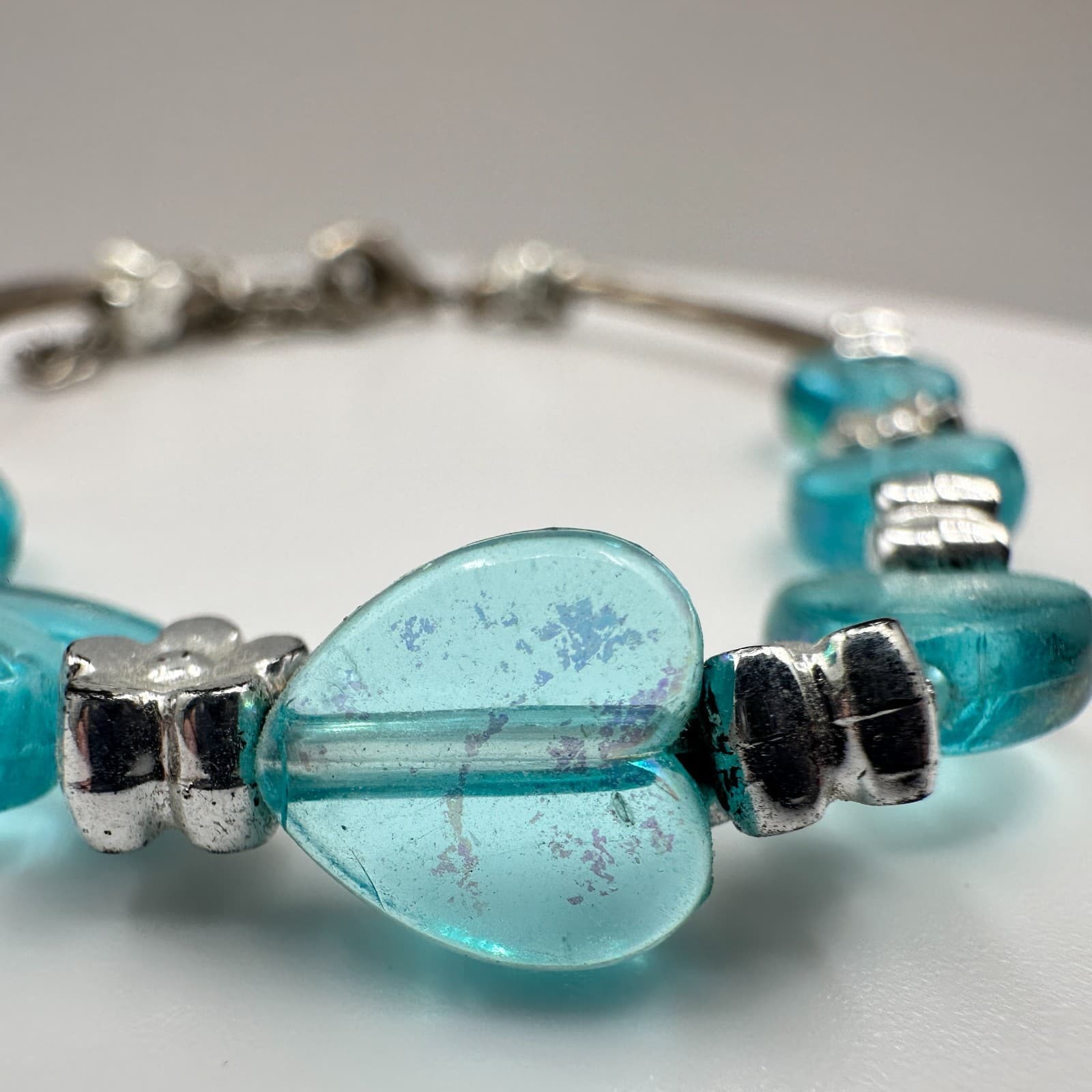 Vintage Y2K Aqua Blue Glass Heart Beaded Bracelet Flower Silver Tone Jewelry - Thumbnail 4