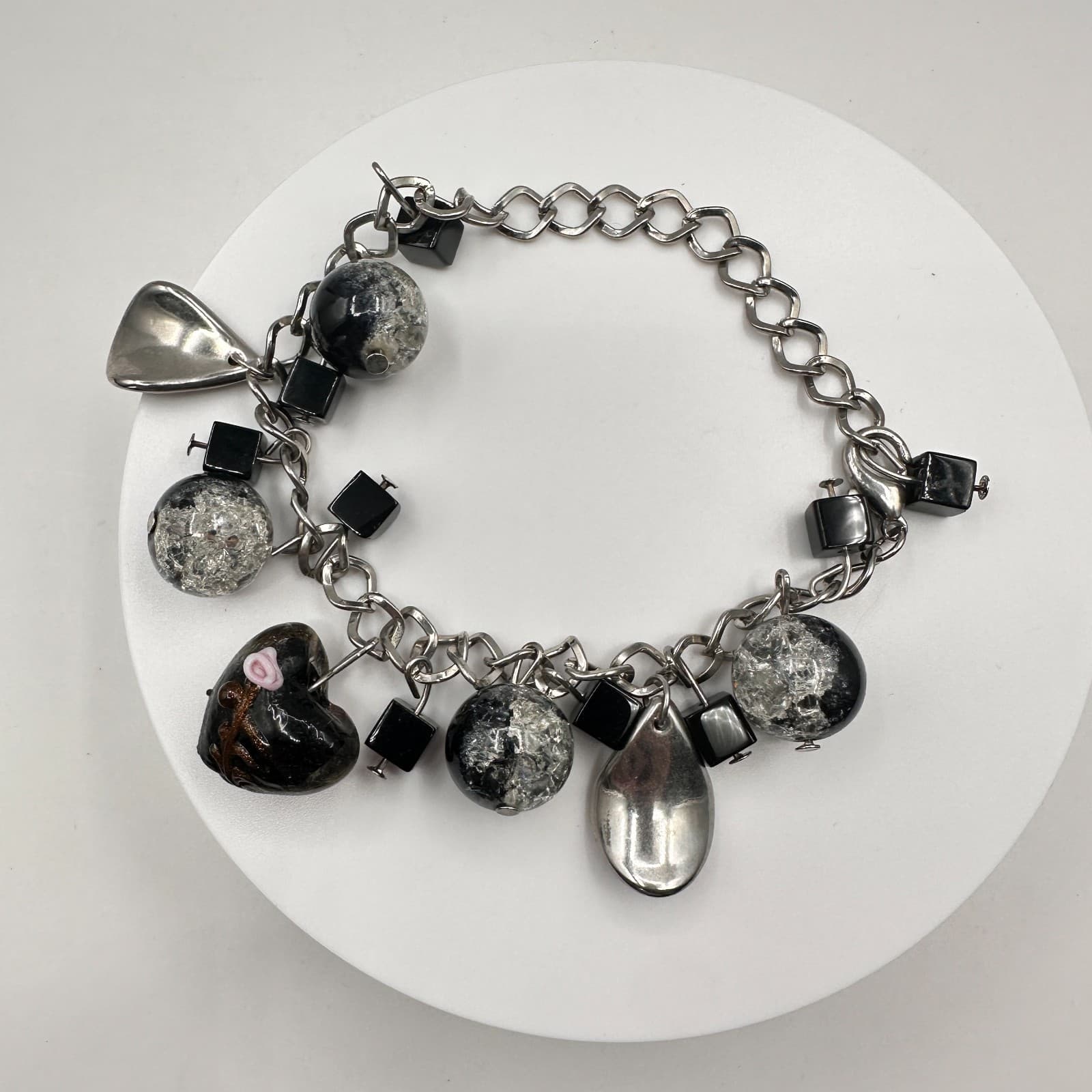 Vintage Y2K Silver Tone Charm Bracelet Black Glass Heart Cracker Beaded Boho - Image 1