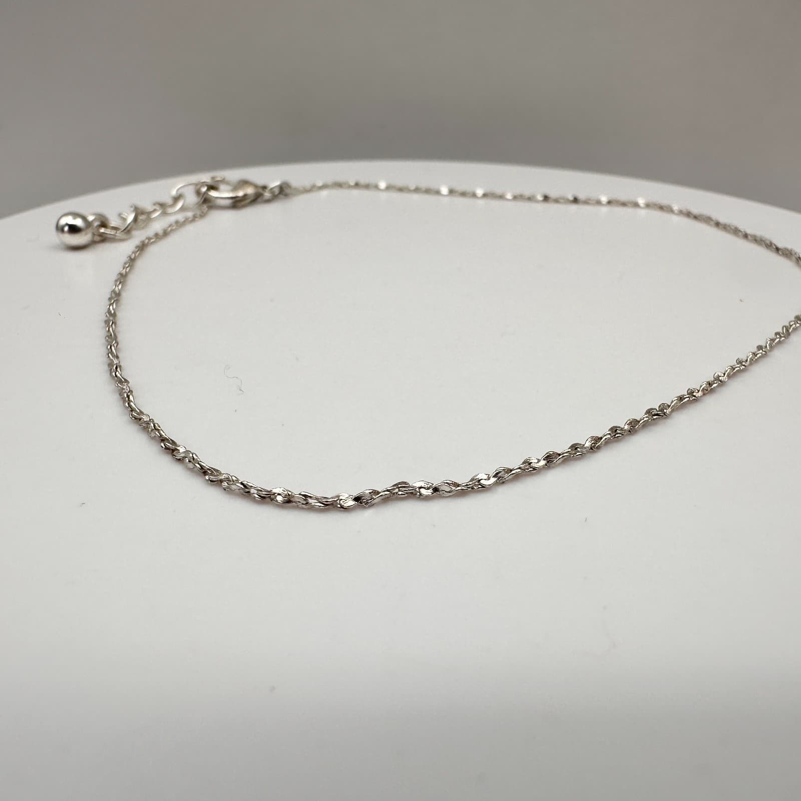 Vintage 90s Silver Tone Twisted Rope Chain Bracelet Minimalist Women's Jewelery - Thumbnail 2