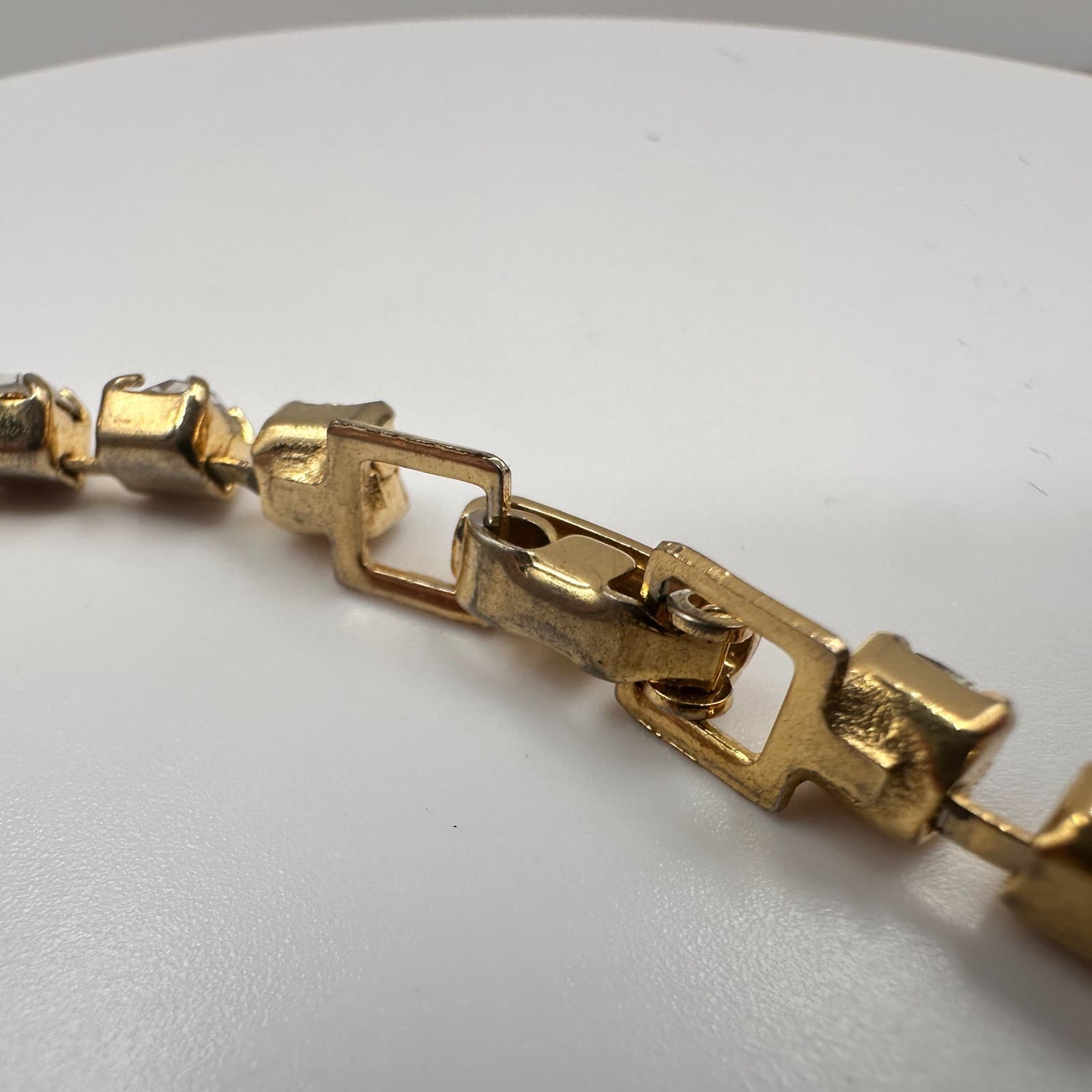 Vintage 80s Gold Tone Square Rhinestone Link Tennis Bracelet Classic Jewelry - Thumbnail 5