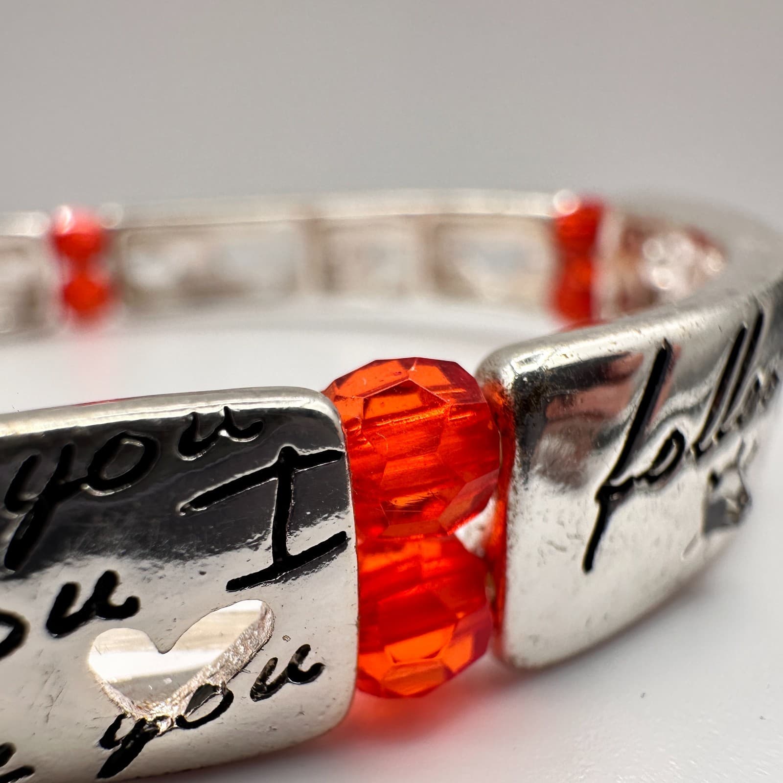 Vintage Y2K Silver Tone Love Heart Stretch Bracelet Red Crystal Beaded Jewelry - Thumbnail 5