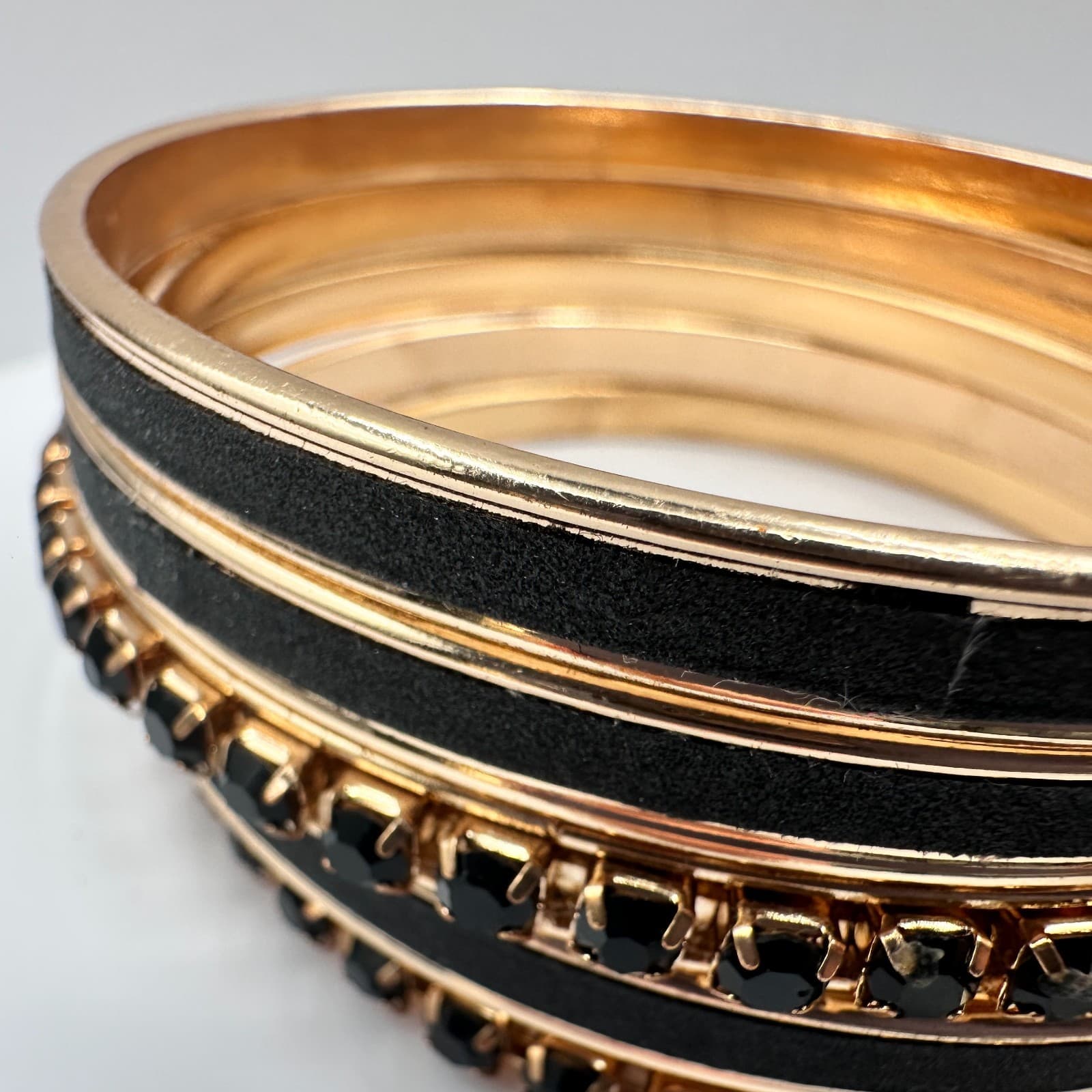 Vintage 90s Gold Tone Bracelet Set Black Velvet Rhinestone Women's Jewelry - Thumbnail 6