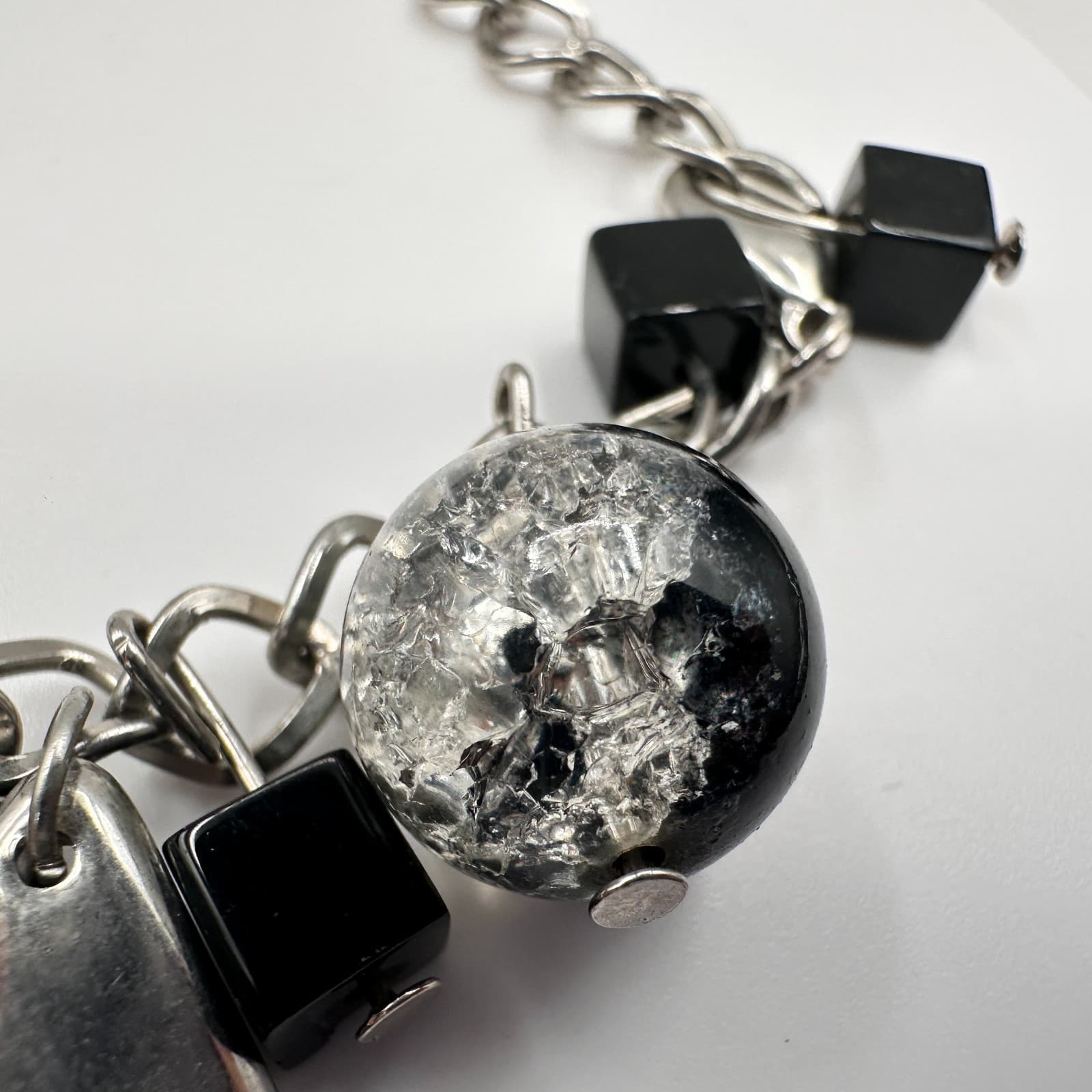 Vintage Y2K Silver Tone Charm Bracelet Black Glass Heart Cracker Beaded Boho - Thumbnail 5